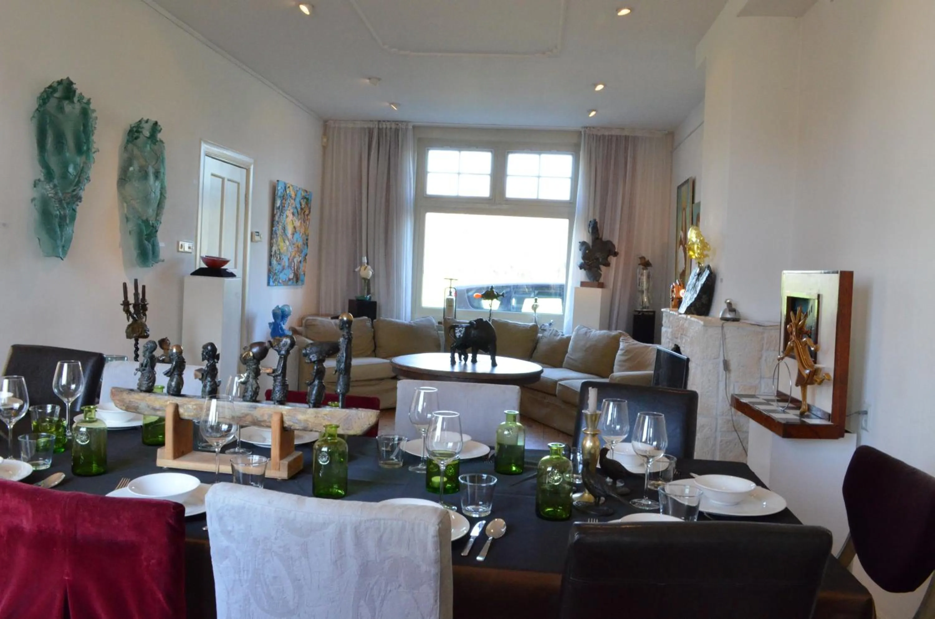 Restaurant/places to eat in Art+bed and breakfast