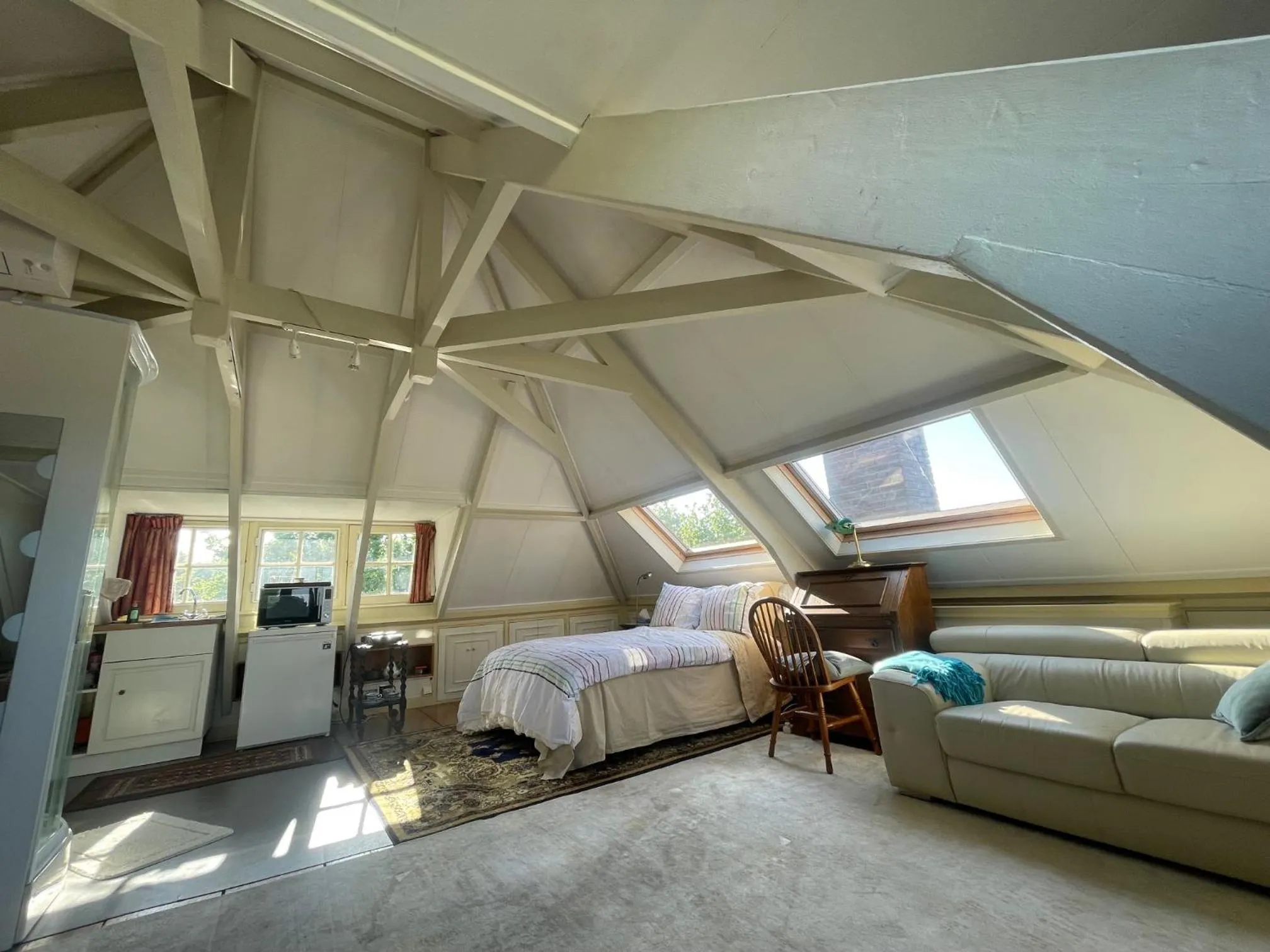 Bedroom, Bed in Art+bed and breakfast