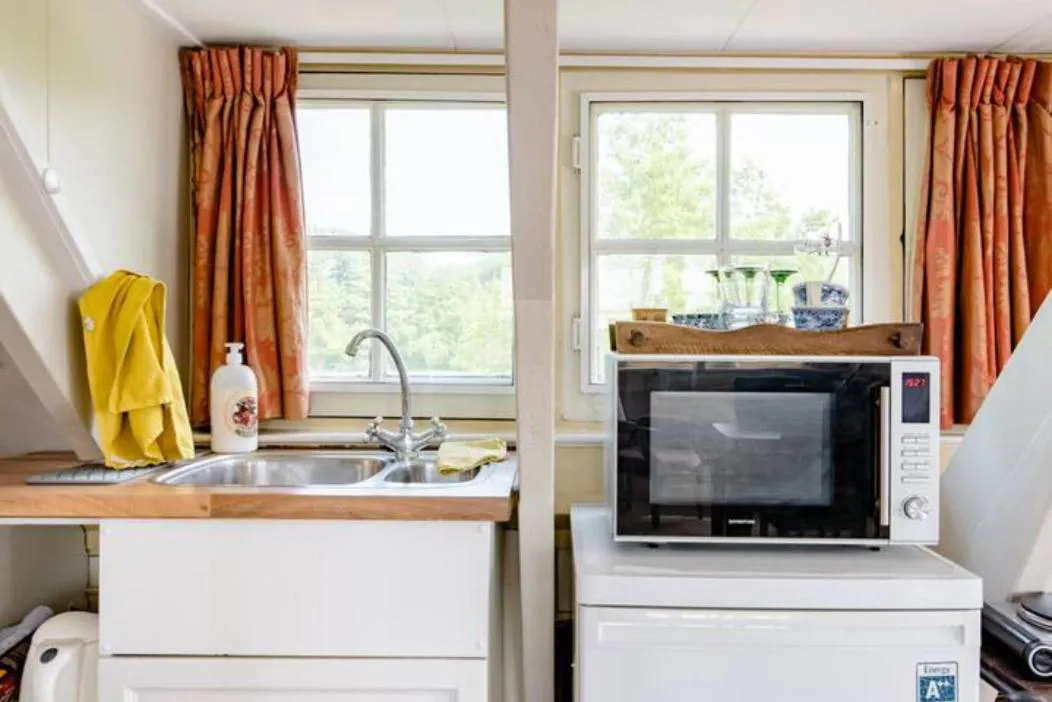 Kitchen or kitchenette in Art+bed and breakfast