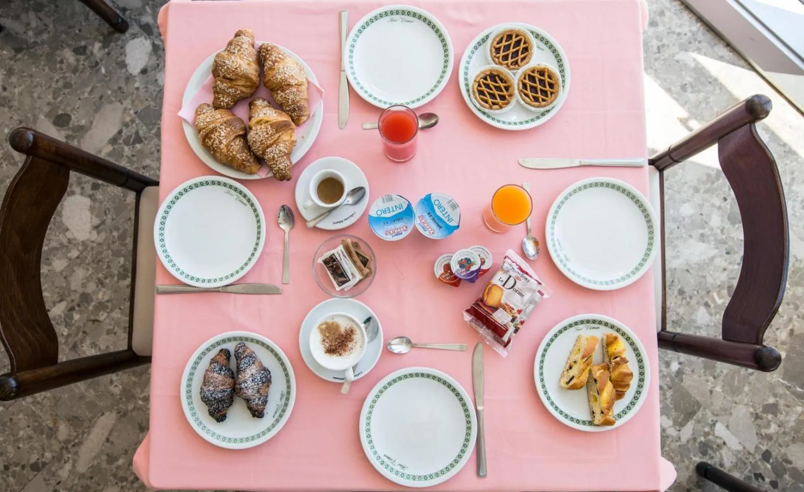 Breakfast in Hotel Tilmar