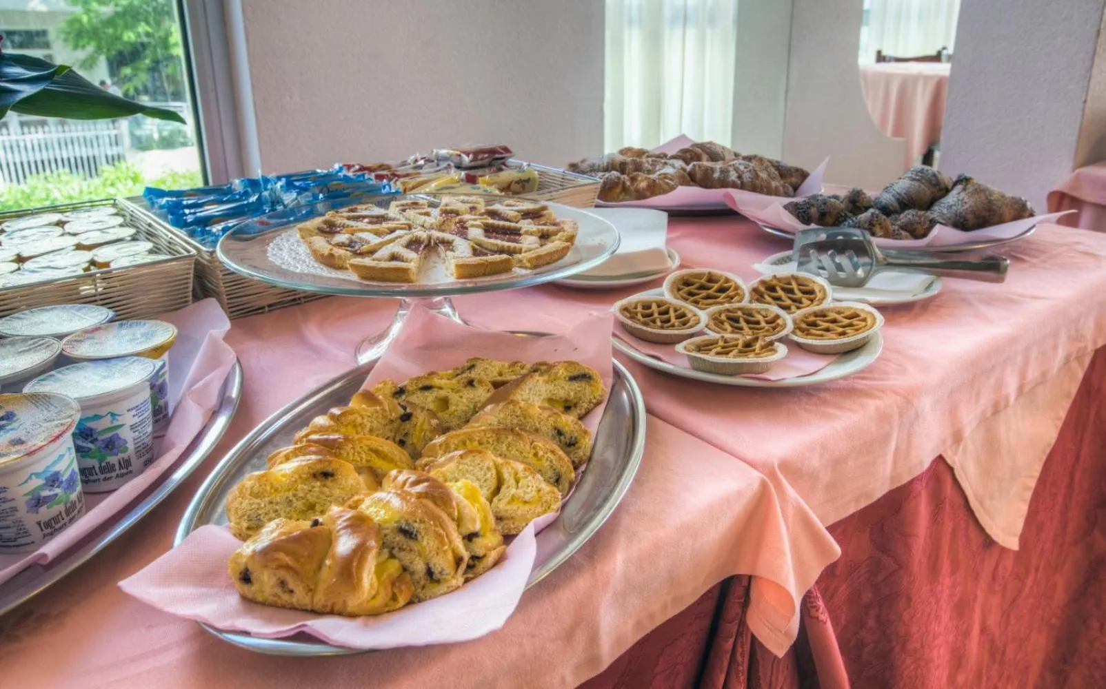 Breakfast in Hotel Tilmar