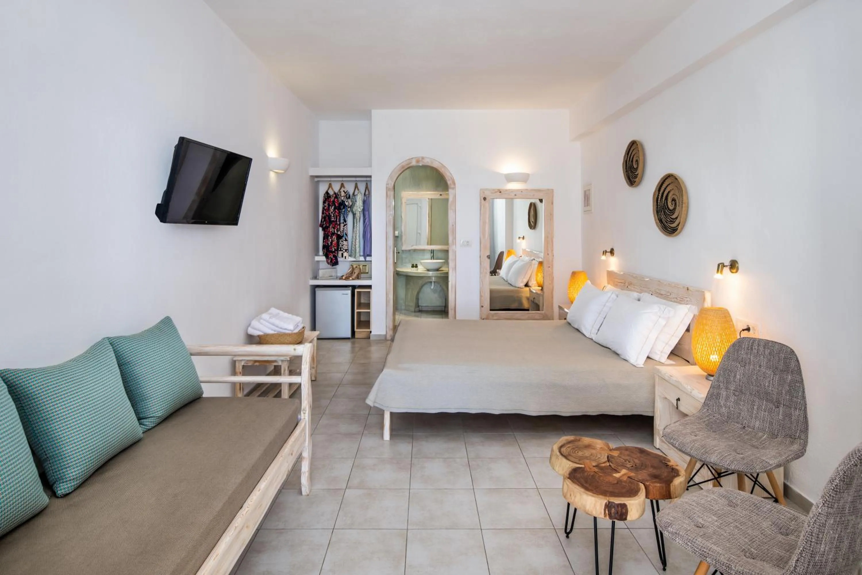 Bedroom, Bed in Villa Thiranthemis