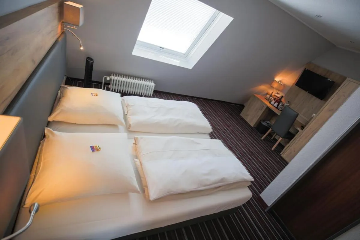 Other, Bed in Hotel Süderelbe