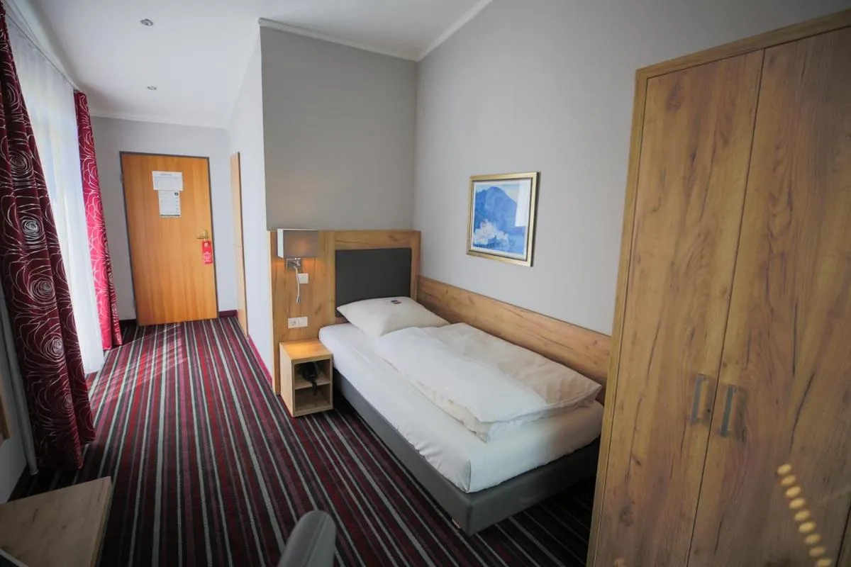 Other, Bed in Hotel Süderelbe