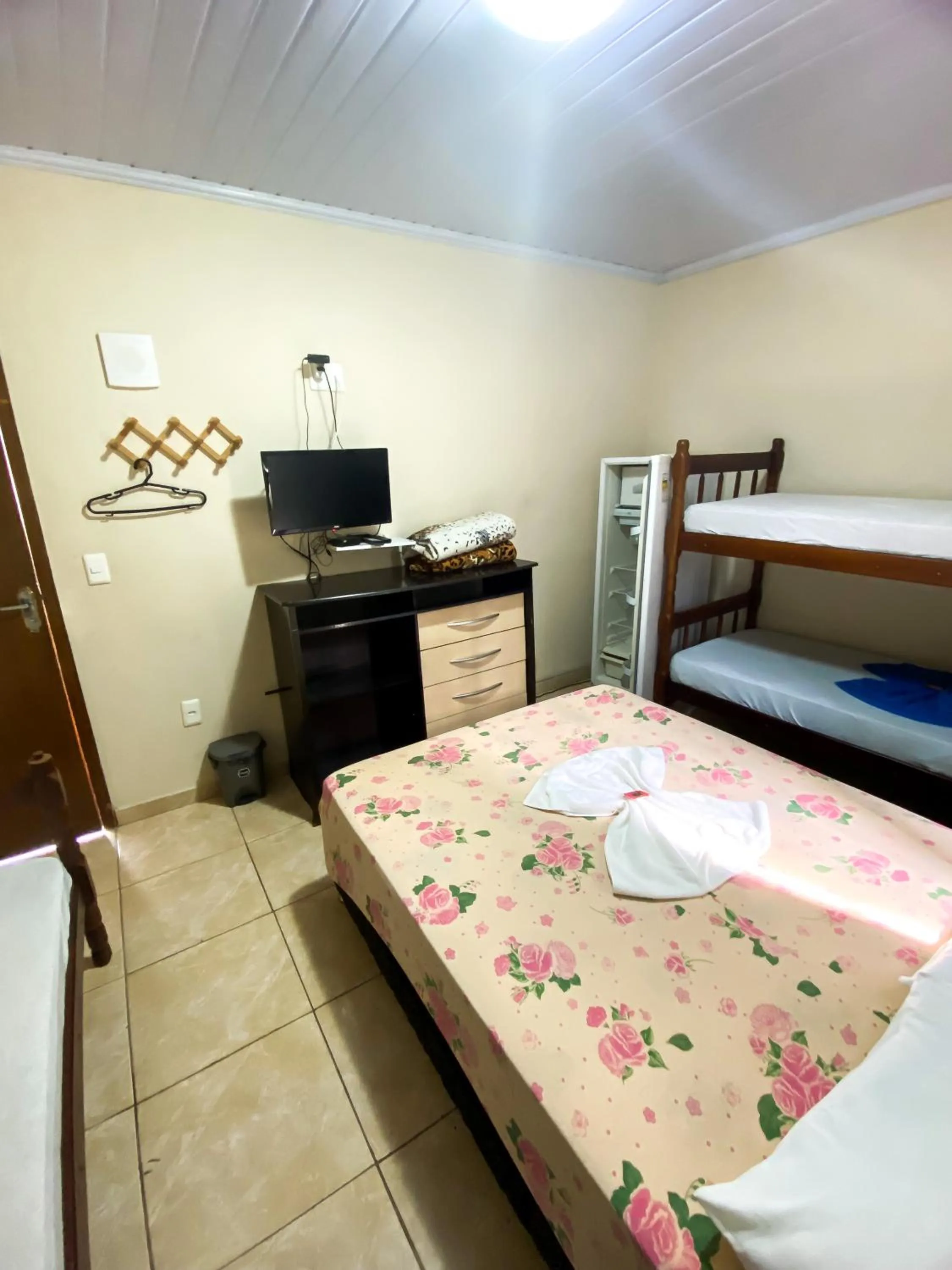 Photo of the whole room, Bed in Pousada Village Rio Centro