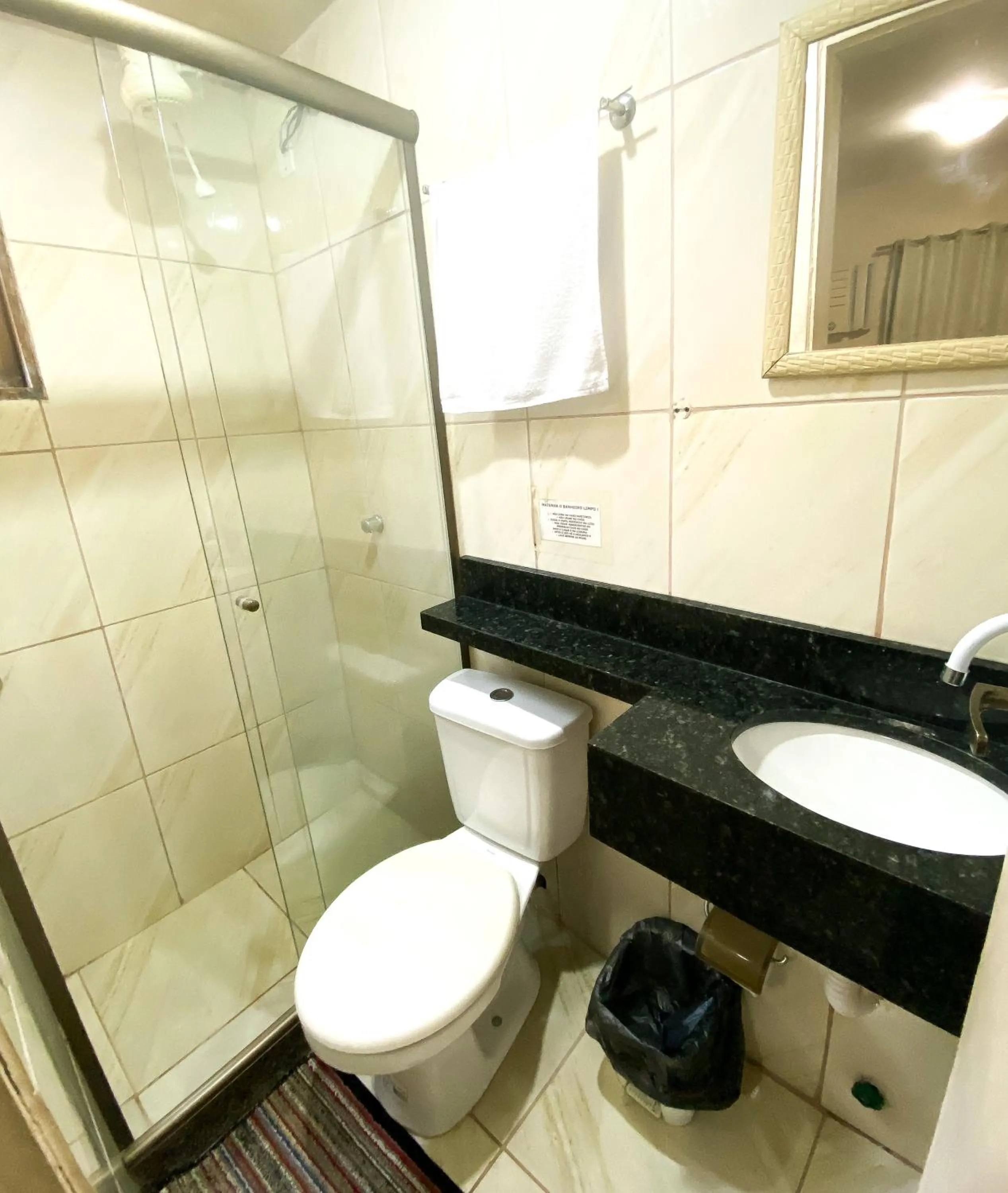 Bathroom in Pousada Village Rio Centro