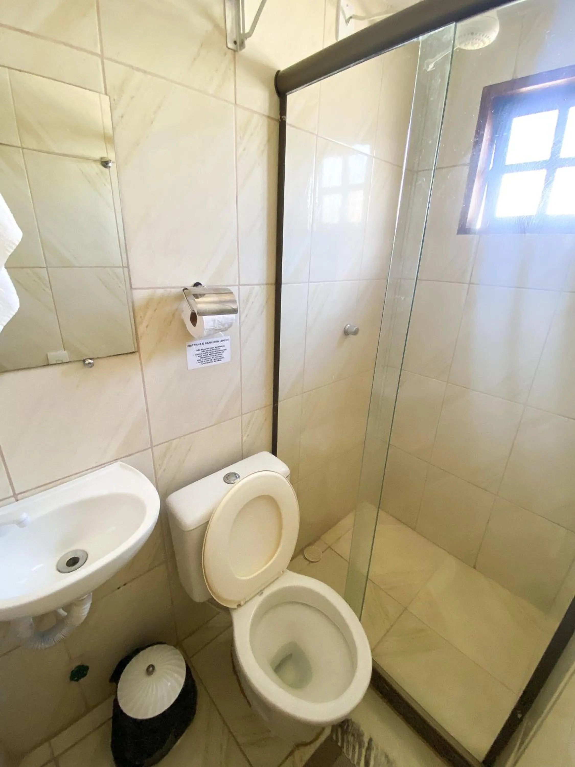 Bathroom in Pousada Village Rio Centro