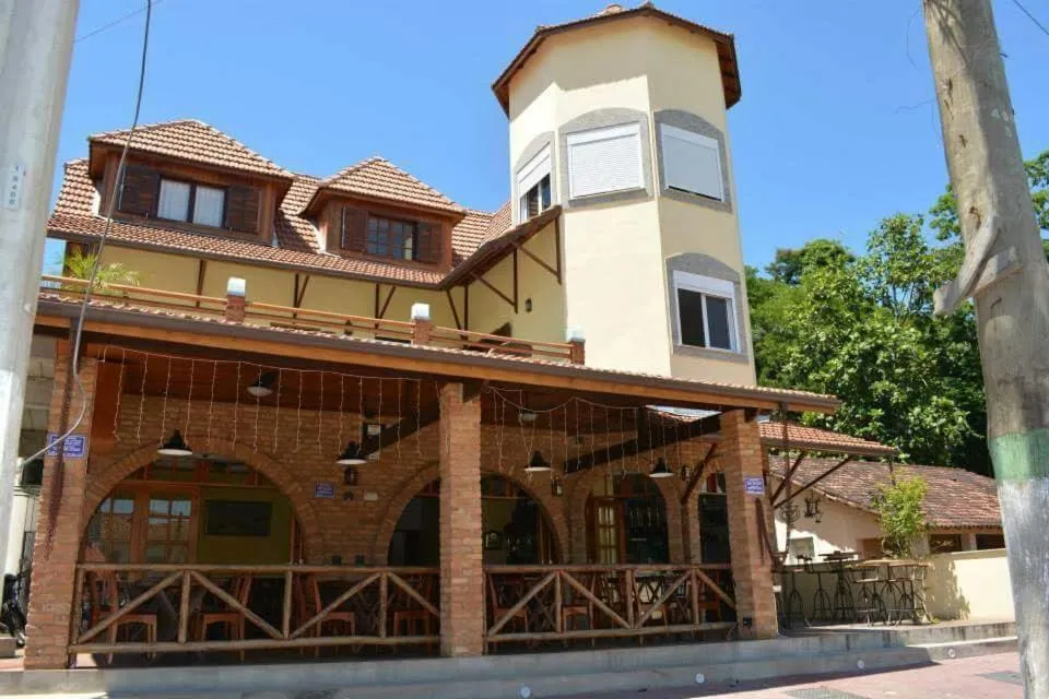 Facade/entrance in Pousada Castelinho