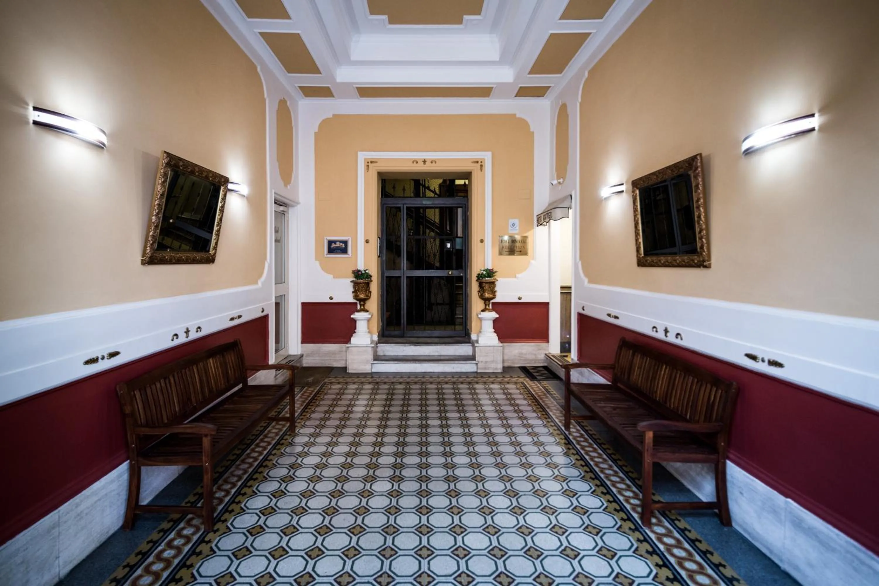 Facade/entrance in Vinci House