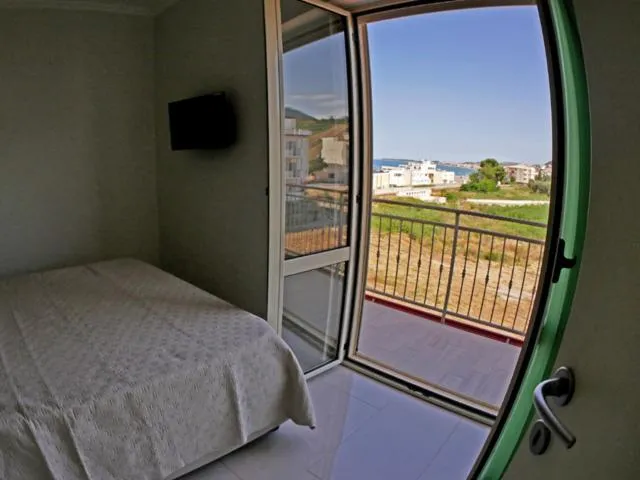 Bed in Diamante dello Jonio