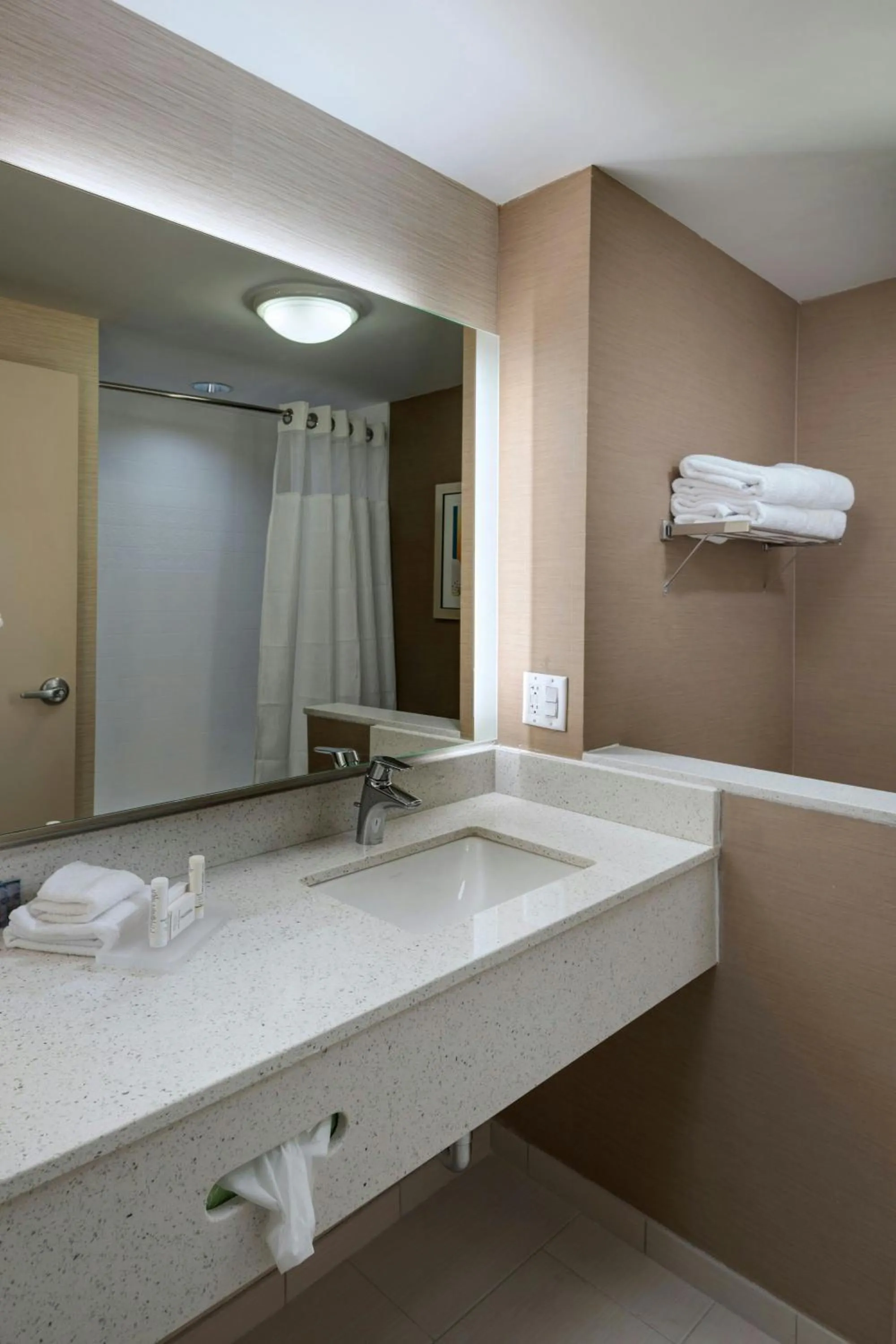 Bathroom in Fairfield Inn & Suites by Marriott Dublin
