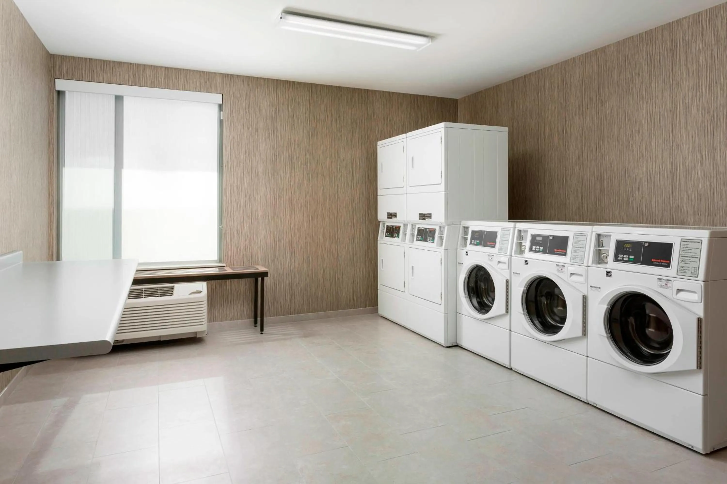 Other in SpringHill Suites by Marriott Belmont Redwood Shores