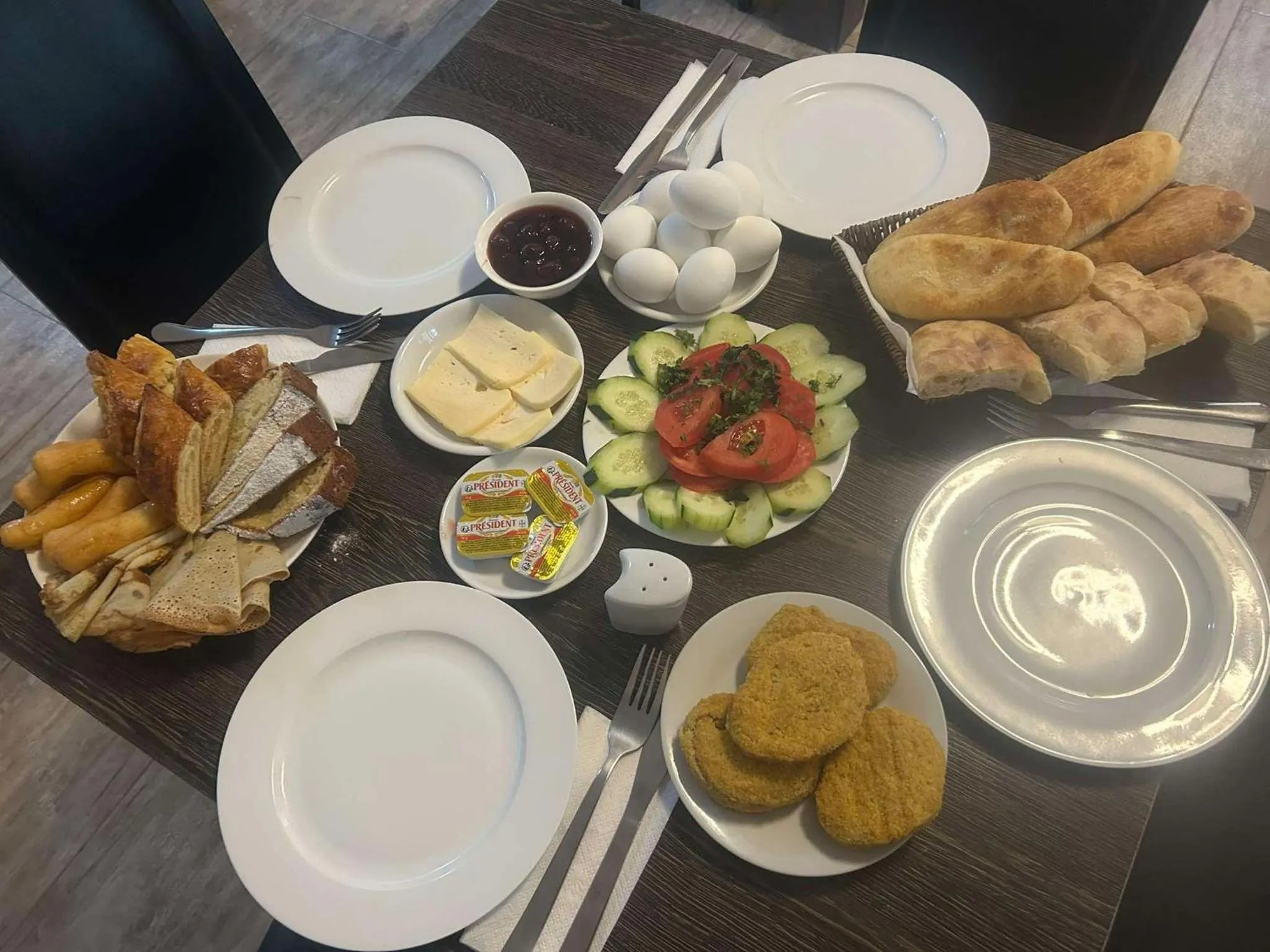 Food and drinks in Hotel Svanseti