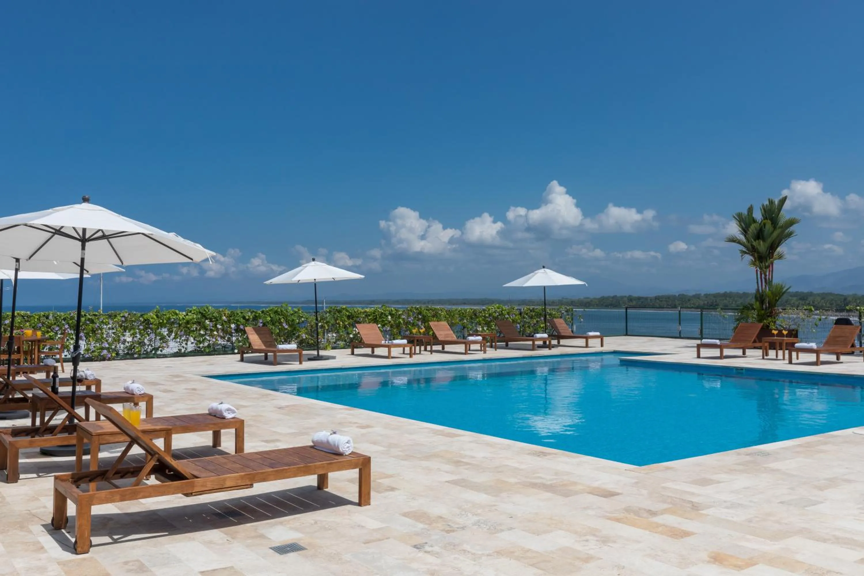 Swimming pool in Las Villas Marina Pez Vela