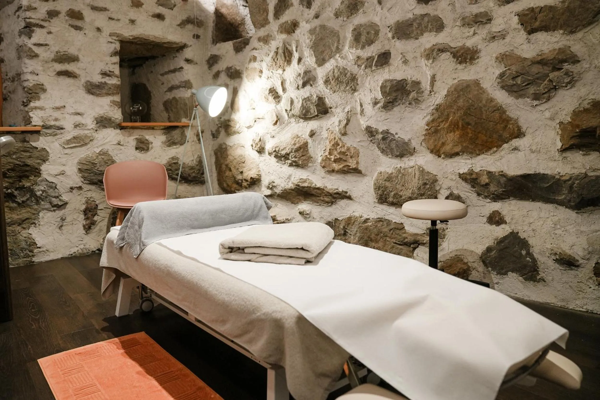 Massage in Paloria Apartments & Sport