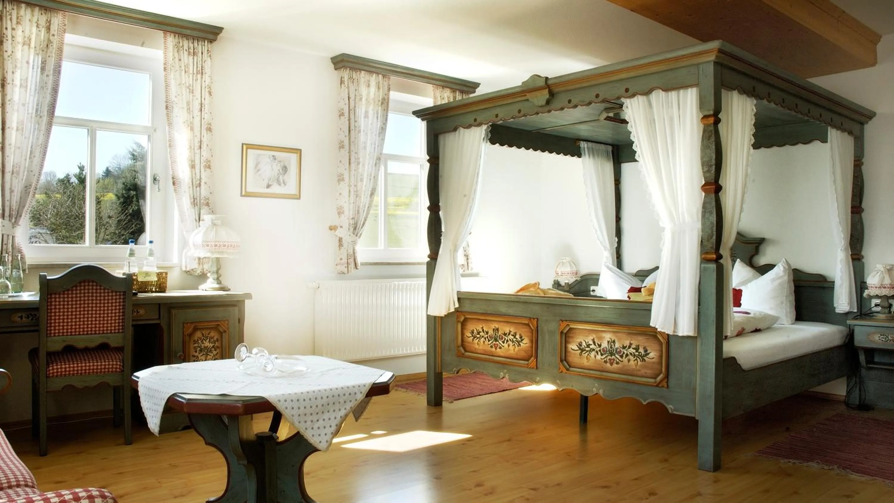 Photo of the whole room, Bed in Hotel Hammermühle