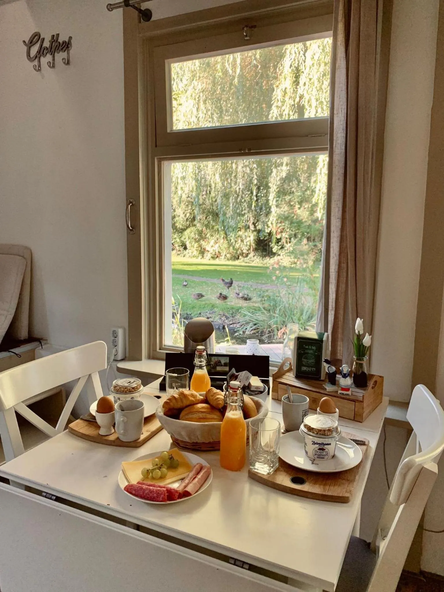 Breakfast in B&B Saense huisje