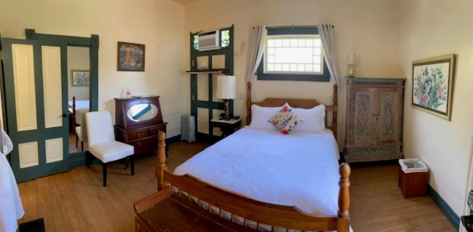 Bed in Cherokee Lodge