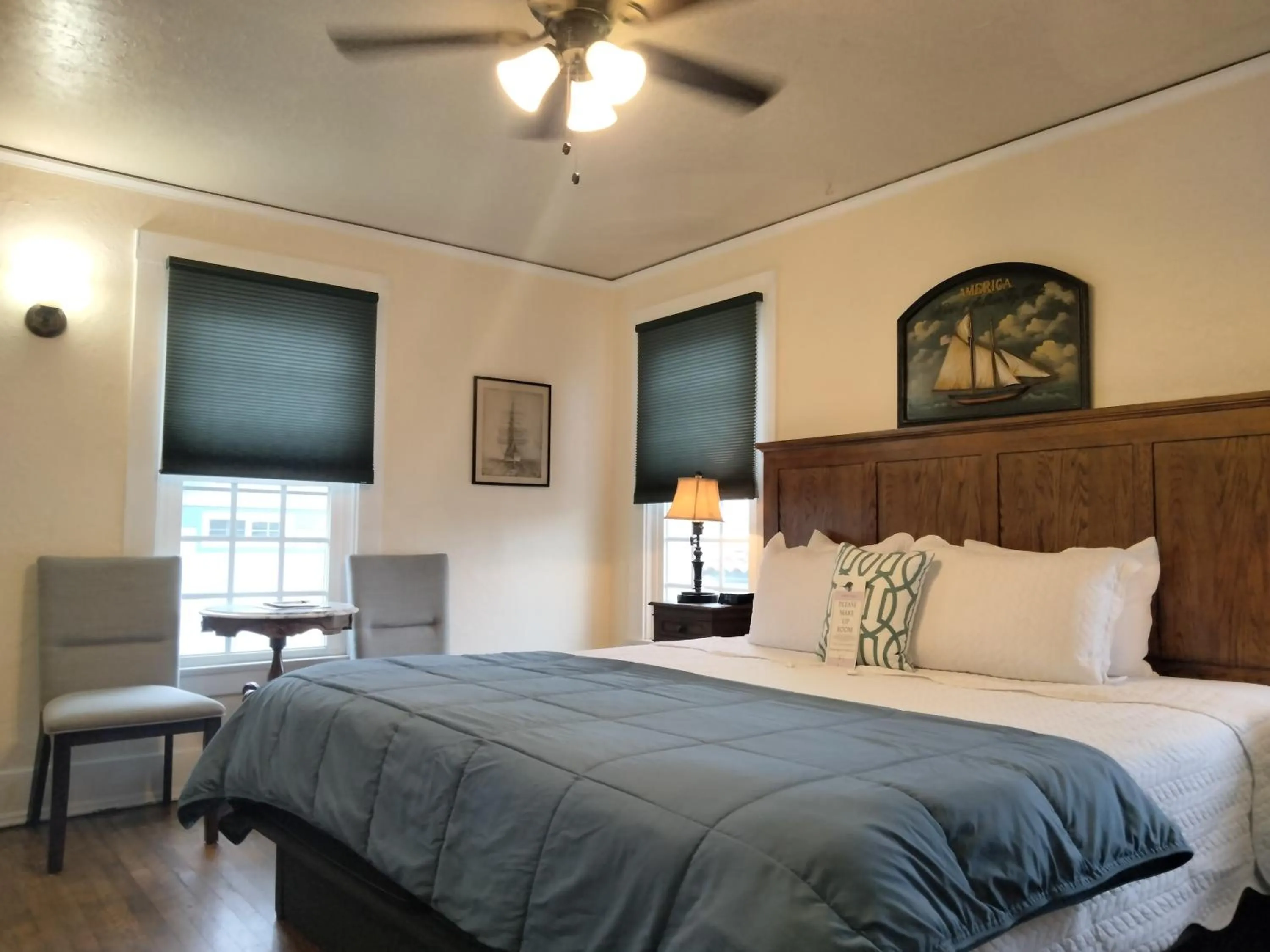 Bed in Cherokee Lodge