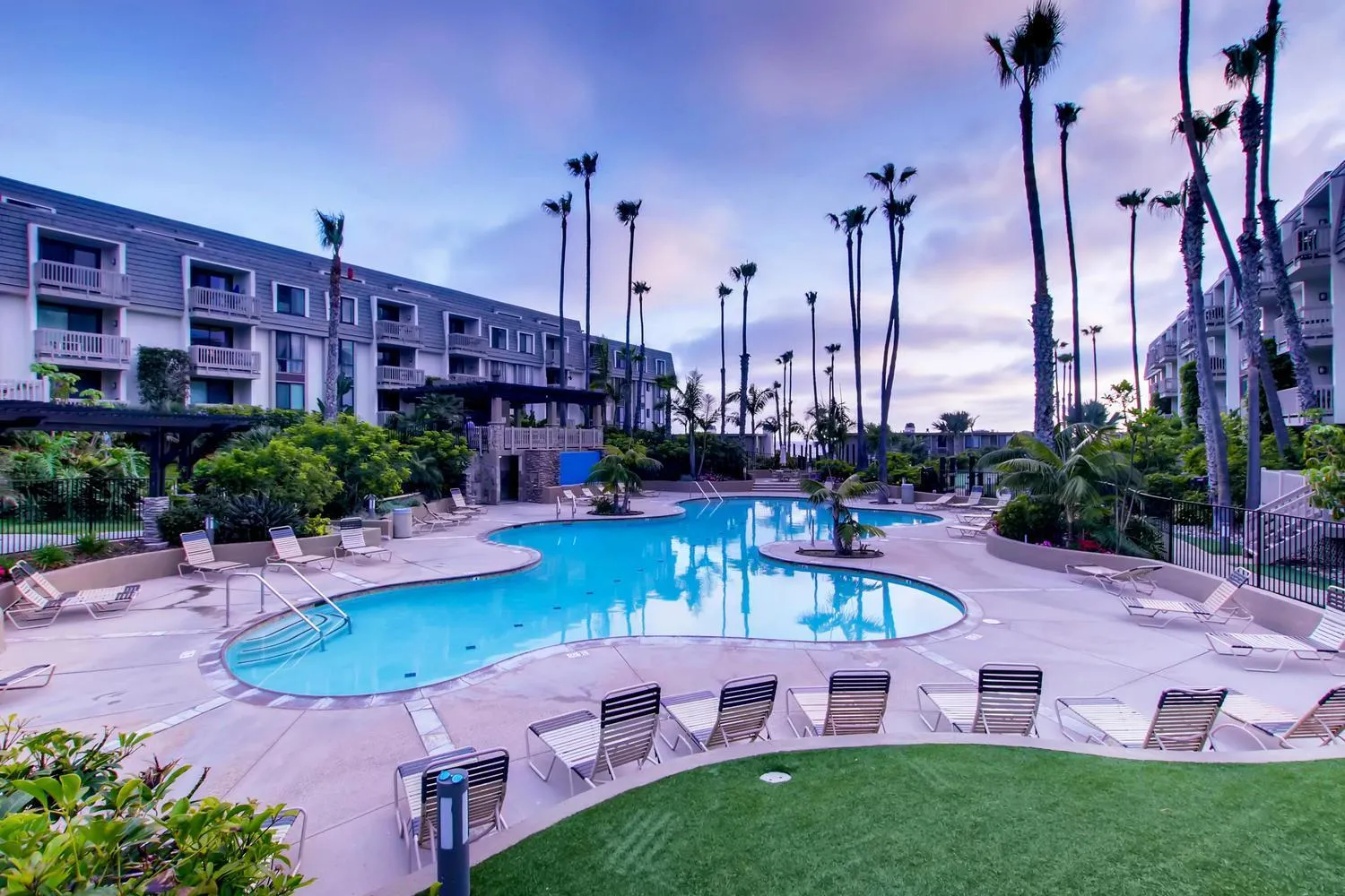 Swimming pool in Beachside Retreat