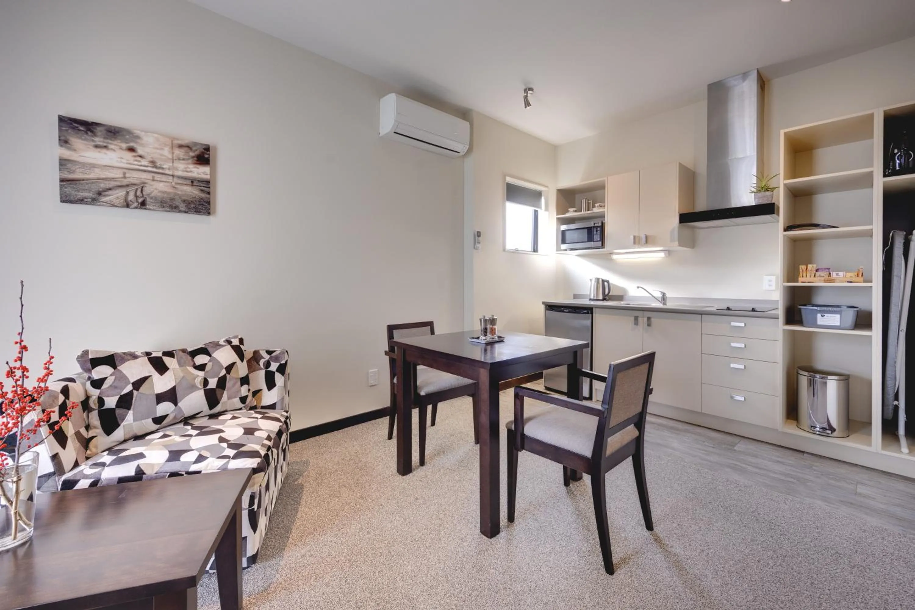 Kitchen or kitchenette in Ava Lodge