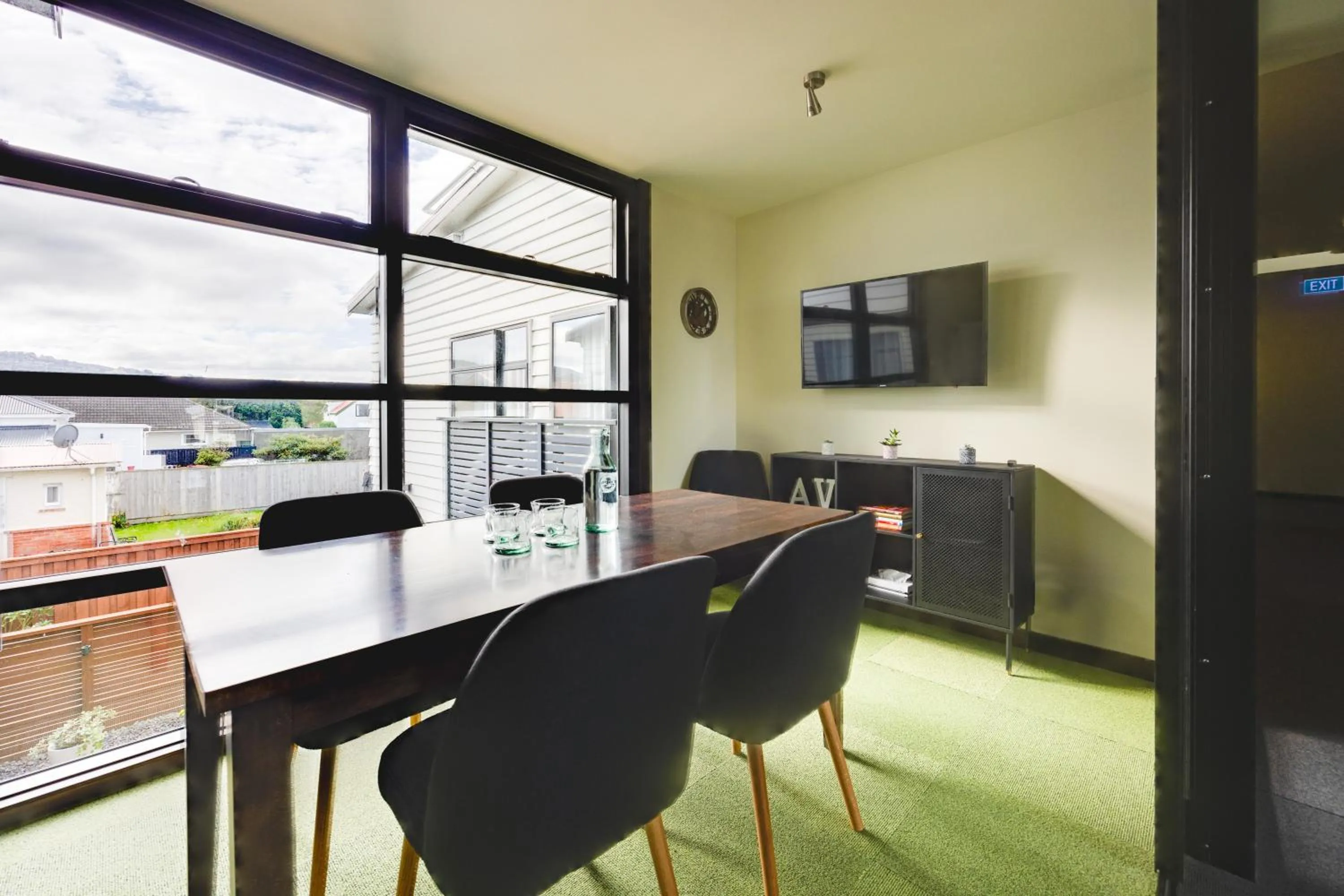 Meeting/conference room in Ava Lodge