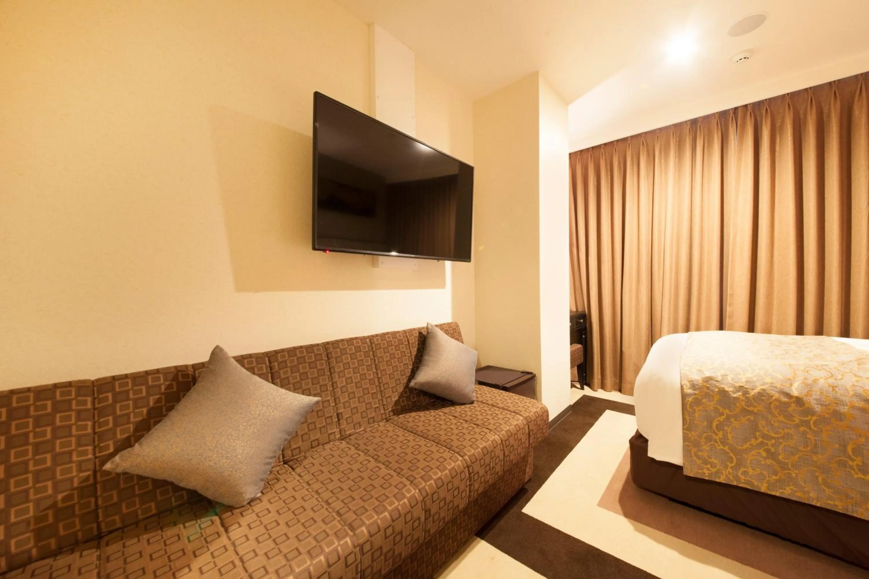 Photo of the whole room, Bed in Centurion Hotel&Spa Ueno Station