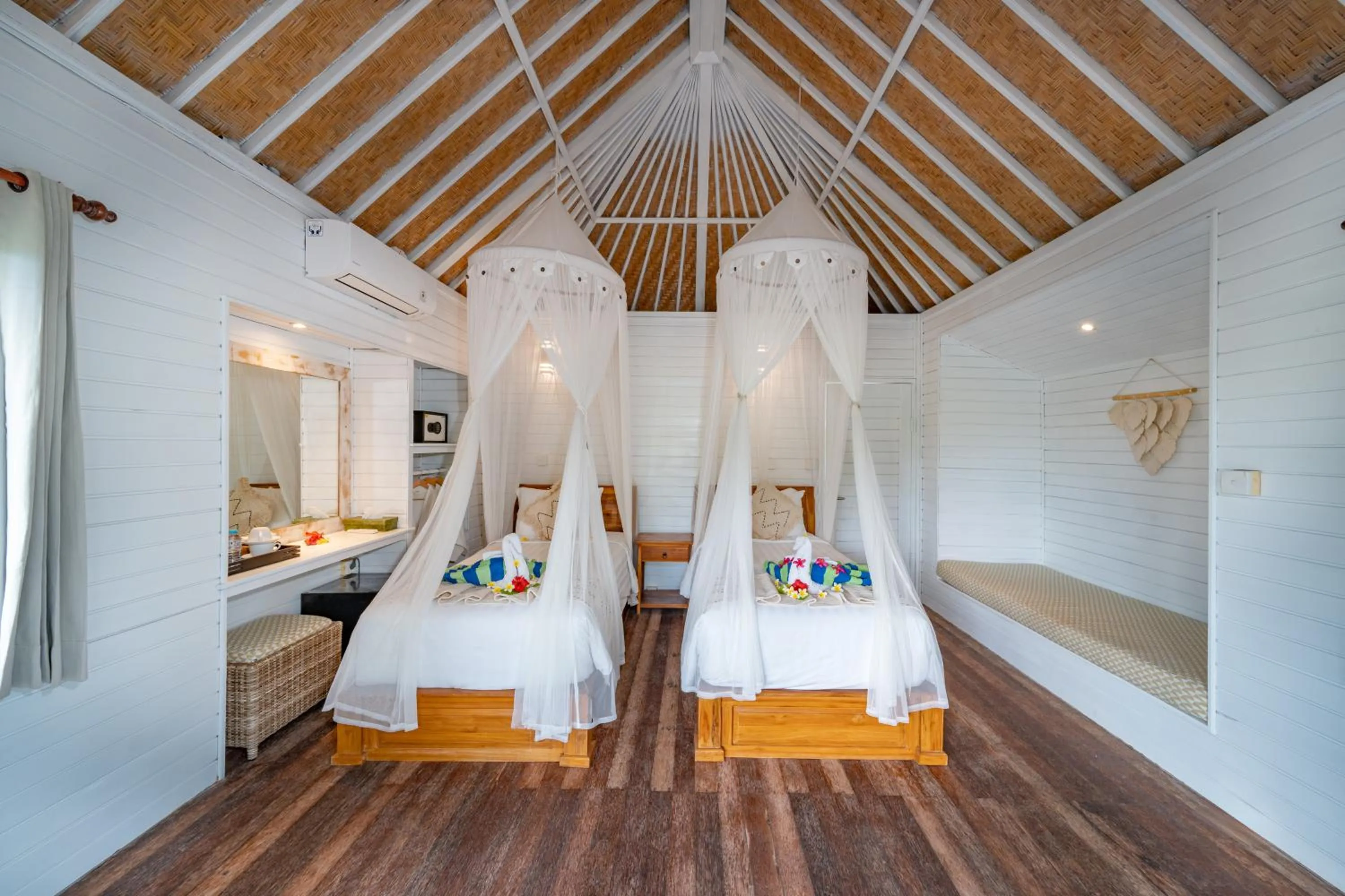 Bed in The Cubang Hut's Lembongan