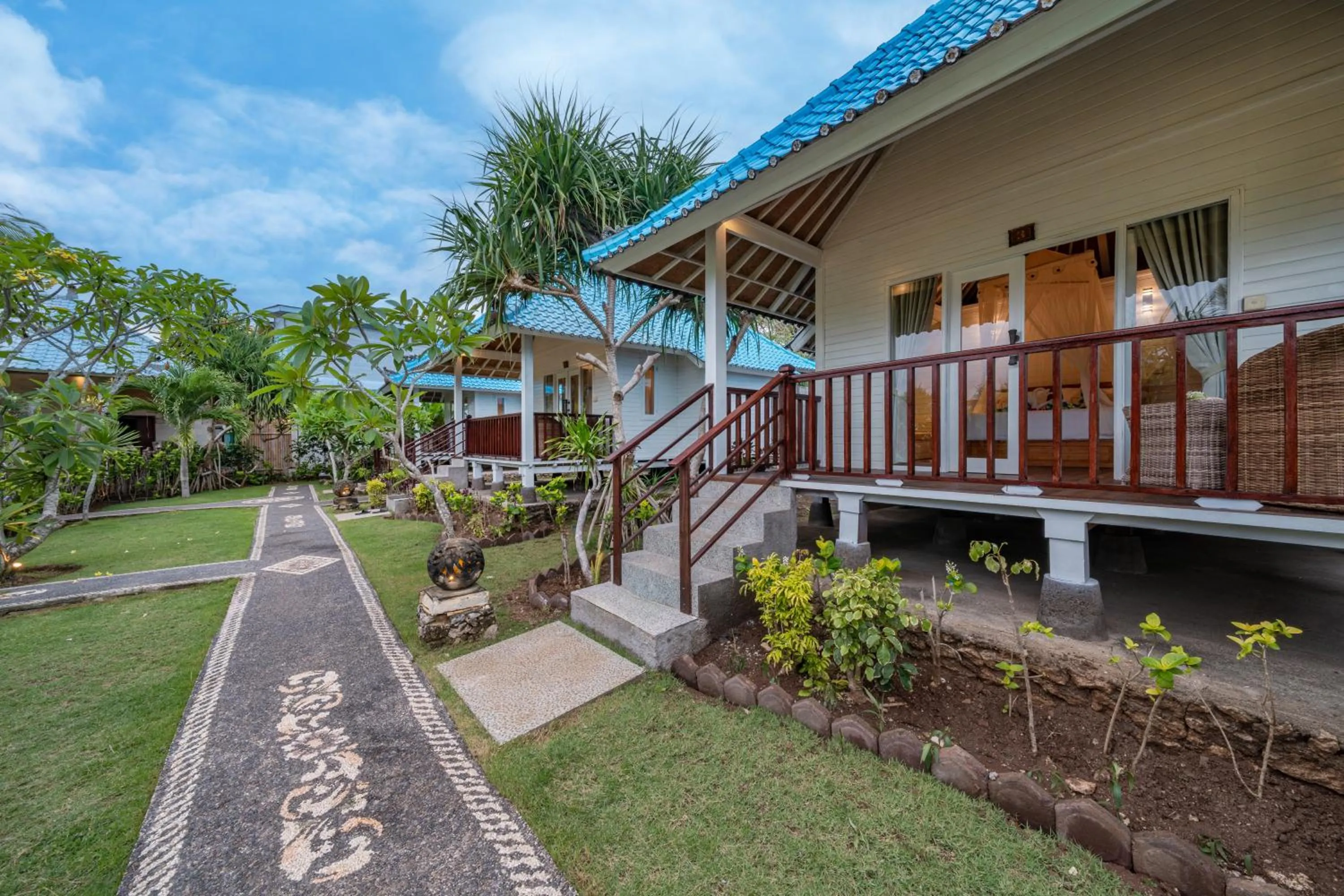 Property building in The Cubang Hut's Lembongan
