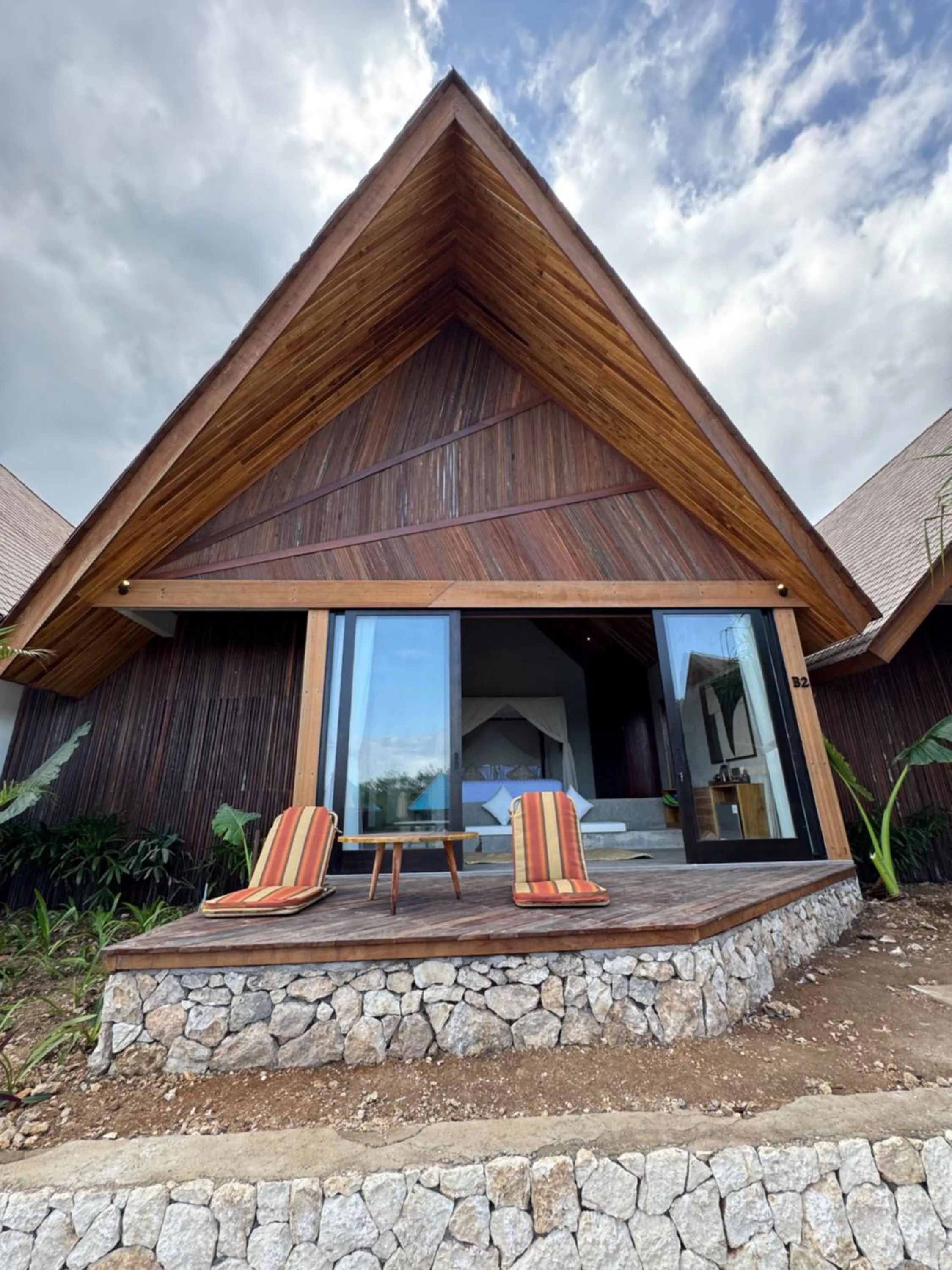 Property building in The Cubang Hut's Lembongan
