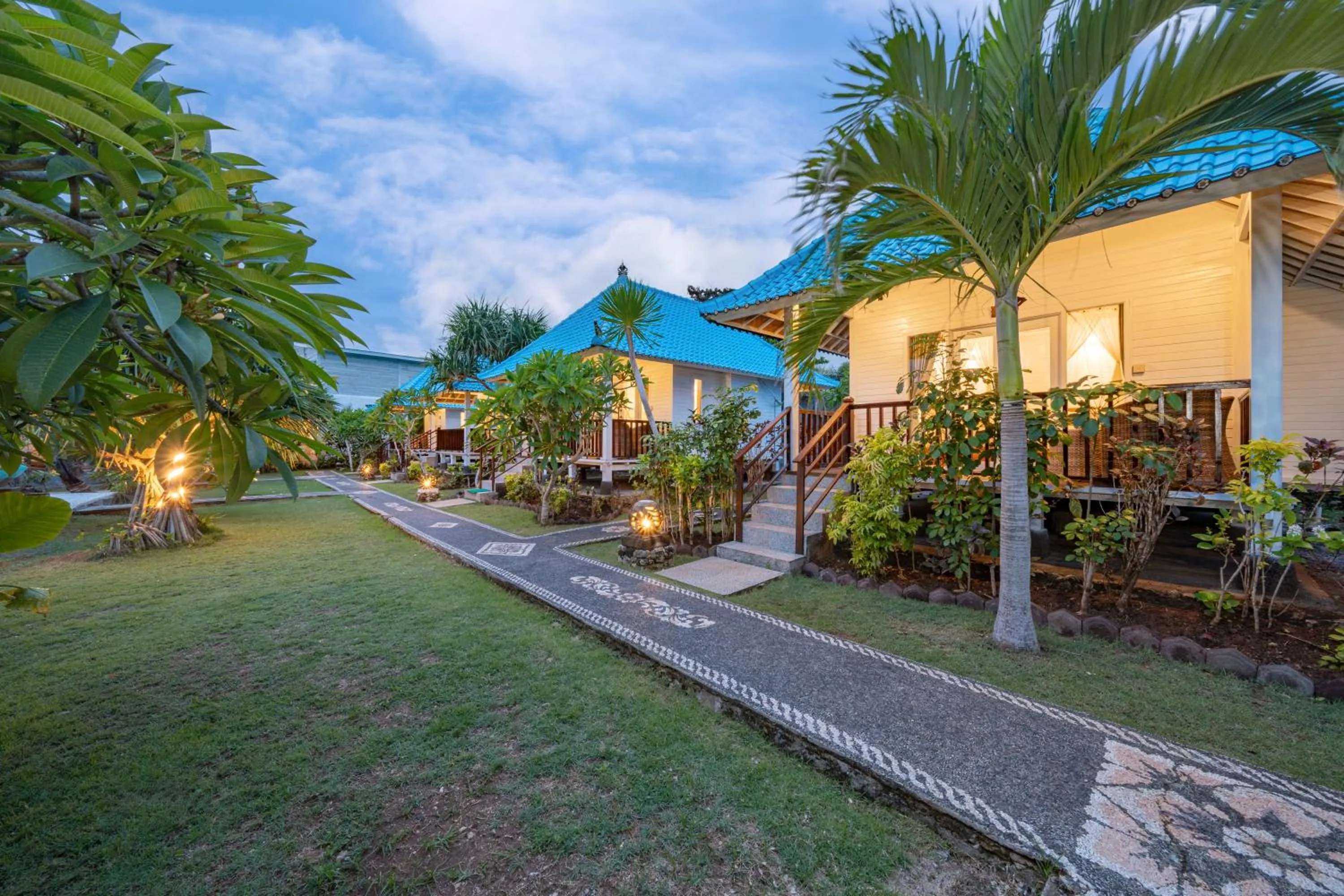 Garden in The Cubang Hut's Lembongan