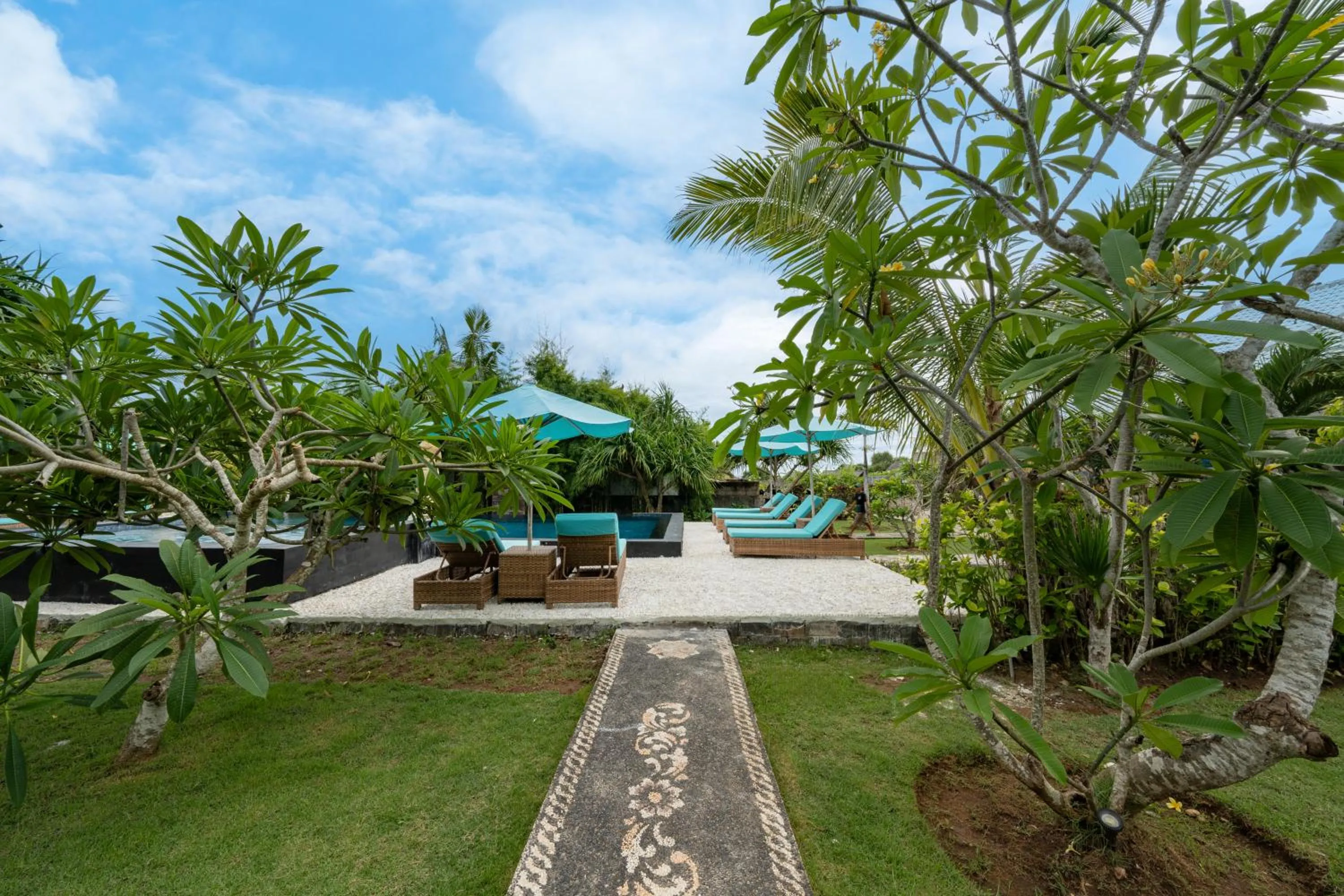 Swimming pool in The Cubang Hut's Lembongan
