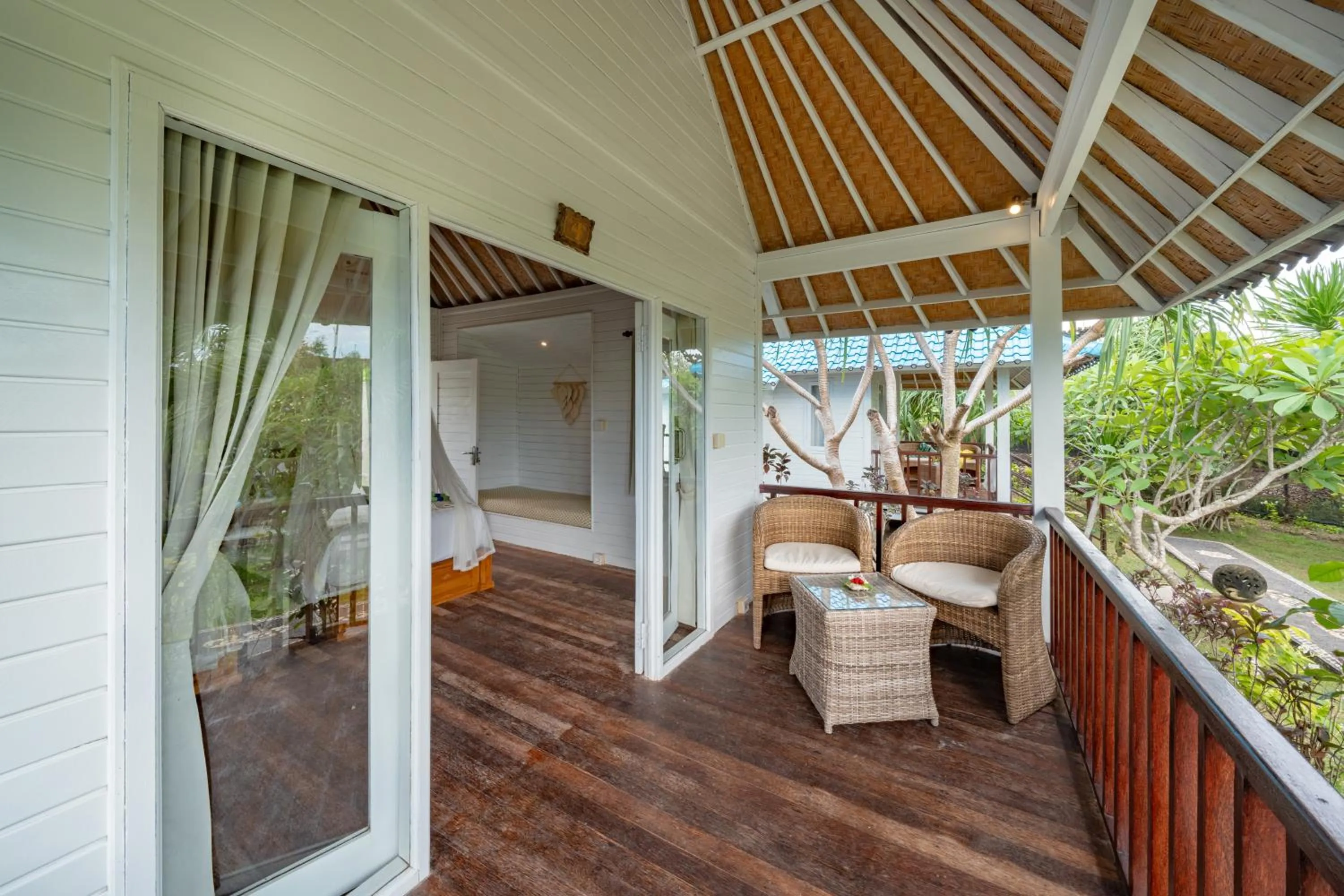 Balcony/Terrace in The Cubang Hut's Lembongan