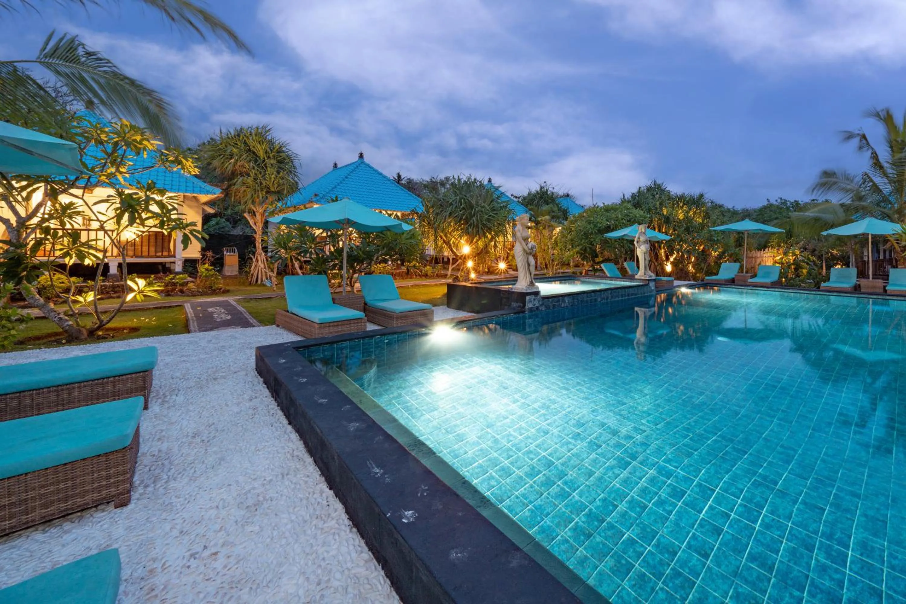 Swimming pool in The Cubang Hut's Lembongan