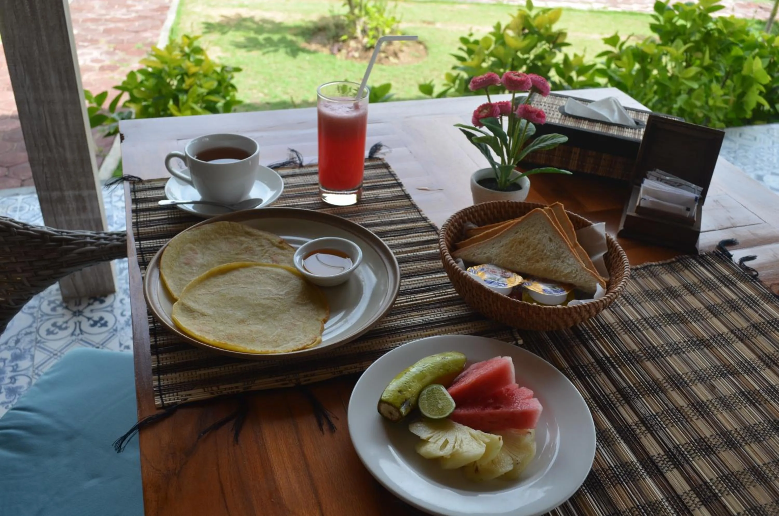 Breakfast in The Cubang Hut's Lembongan