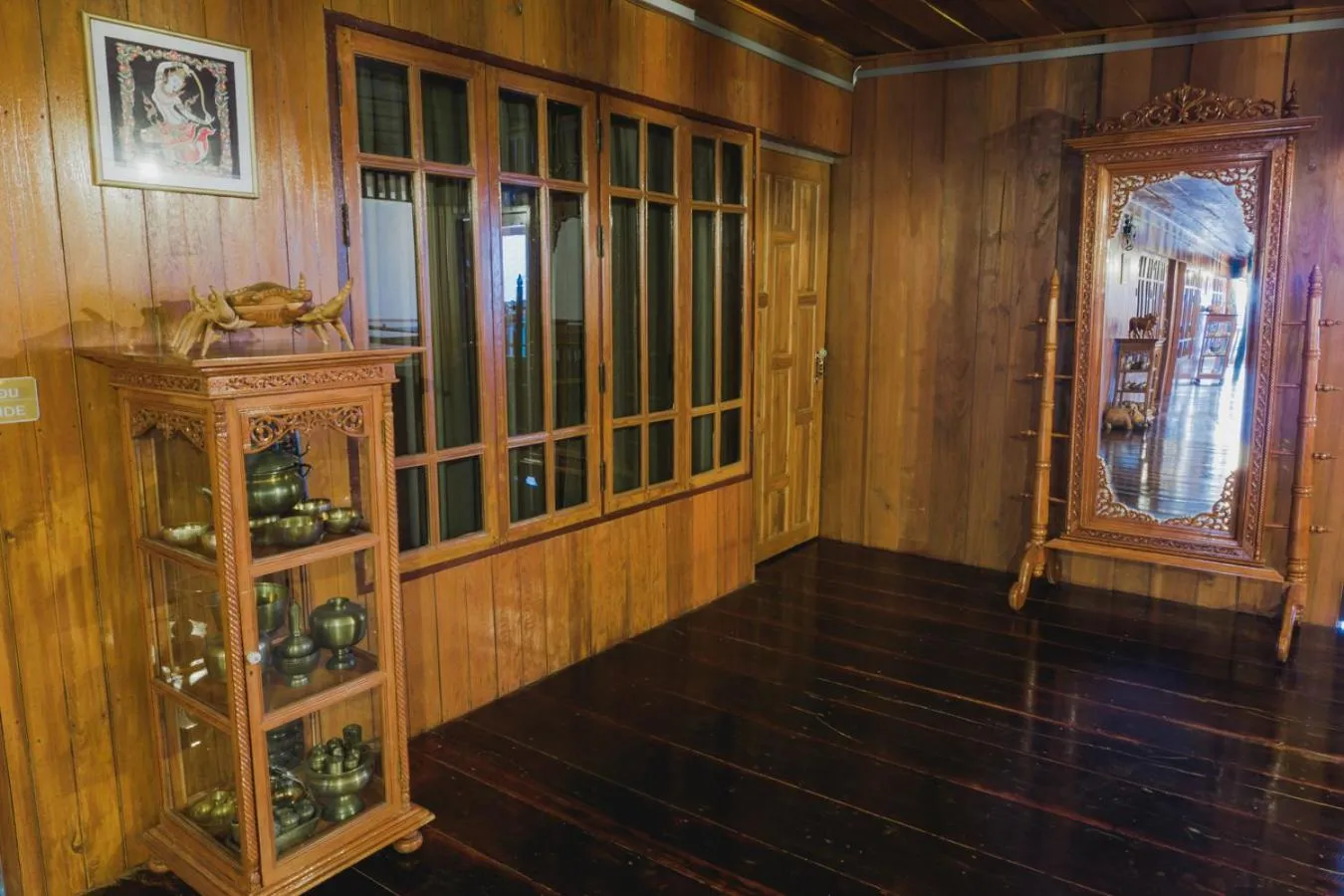 The history cafe' & guesthouse