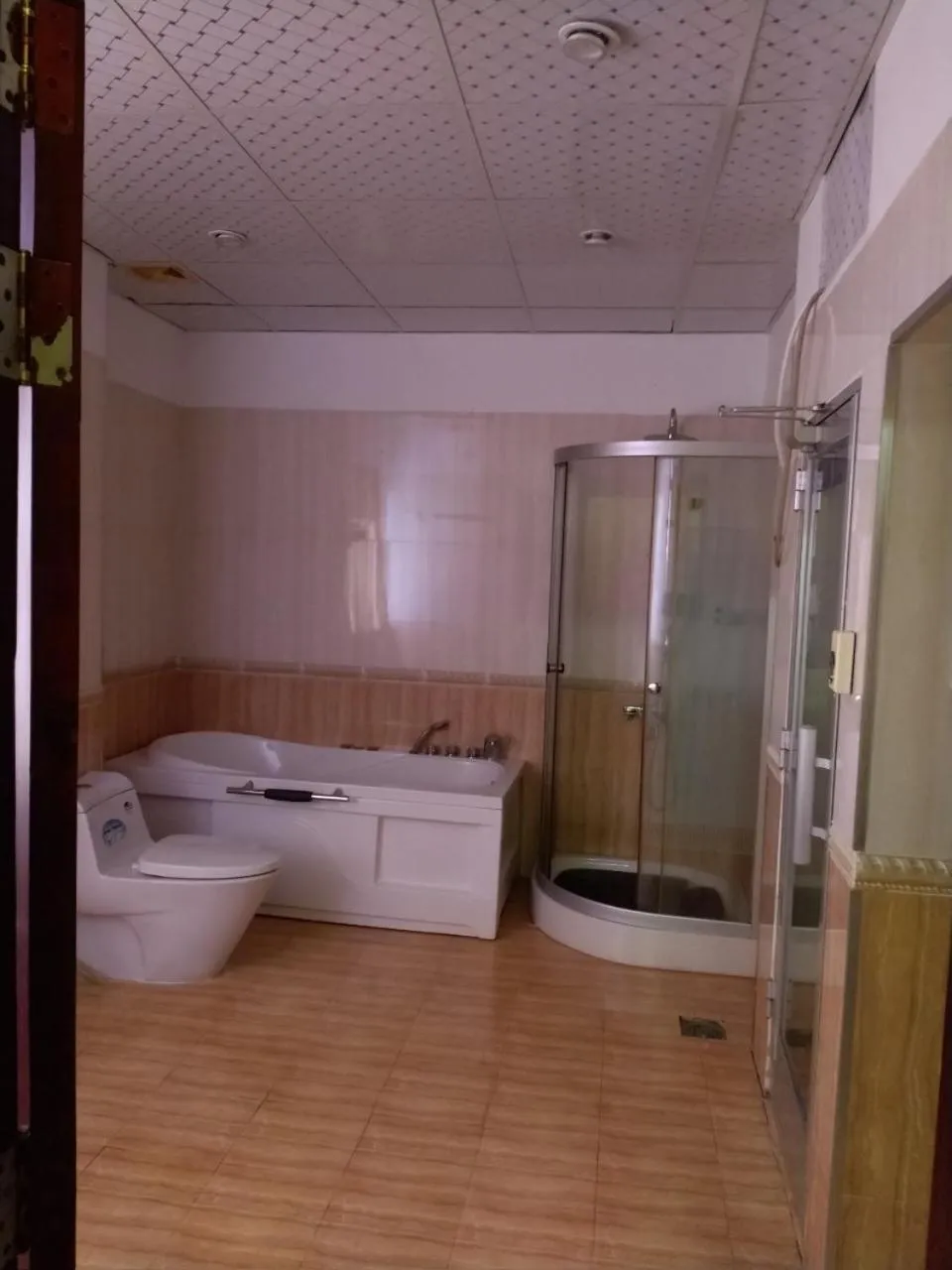 Steam room in Nhat Quy Hotel