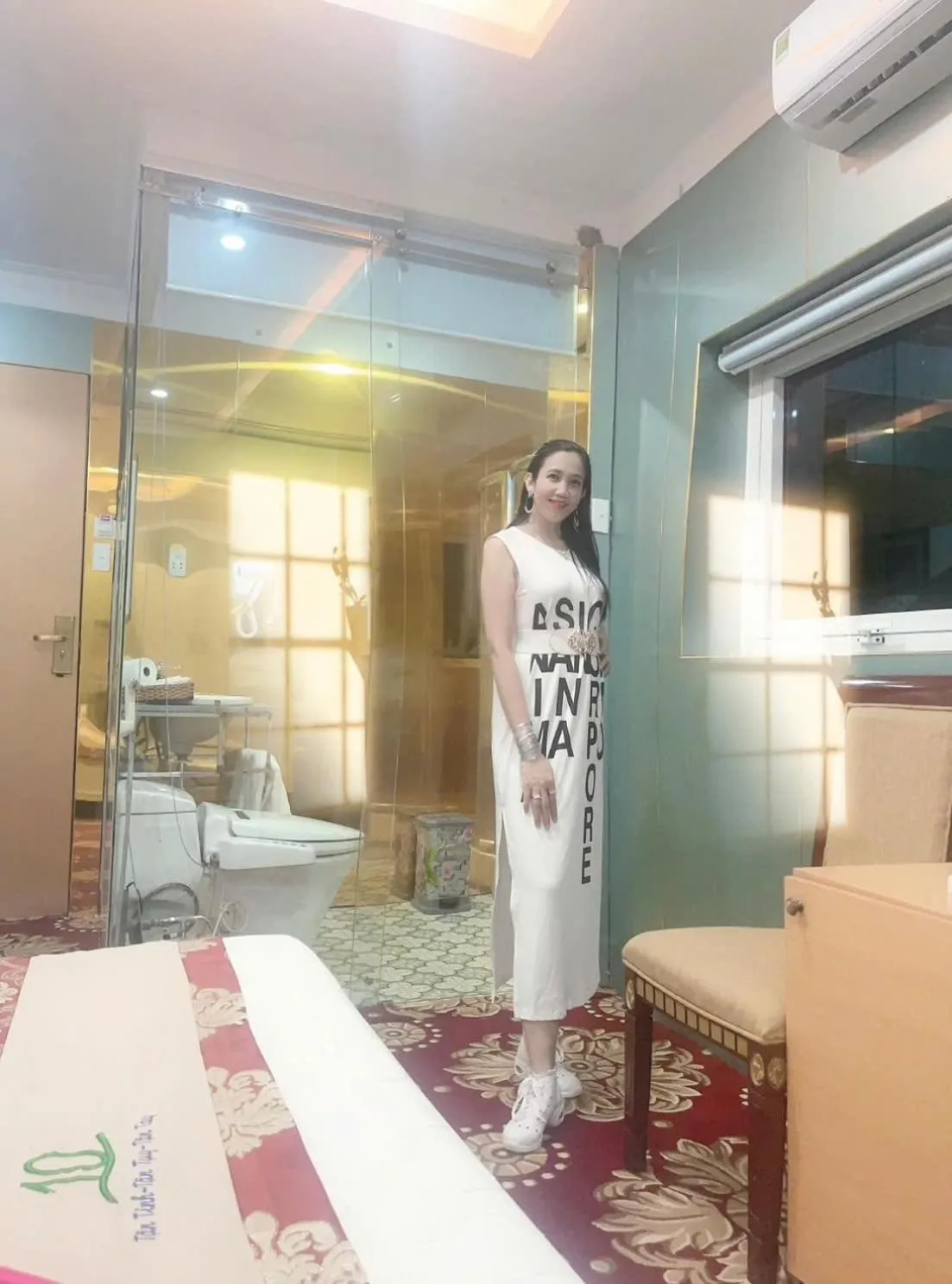 Bed in Nhat Quy Hotel