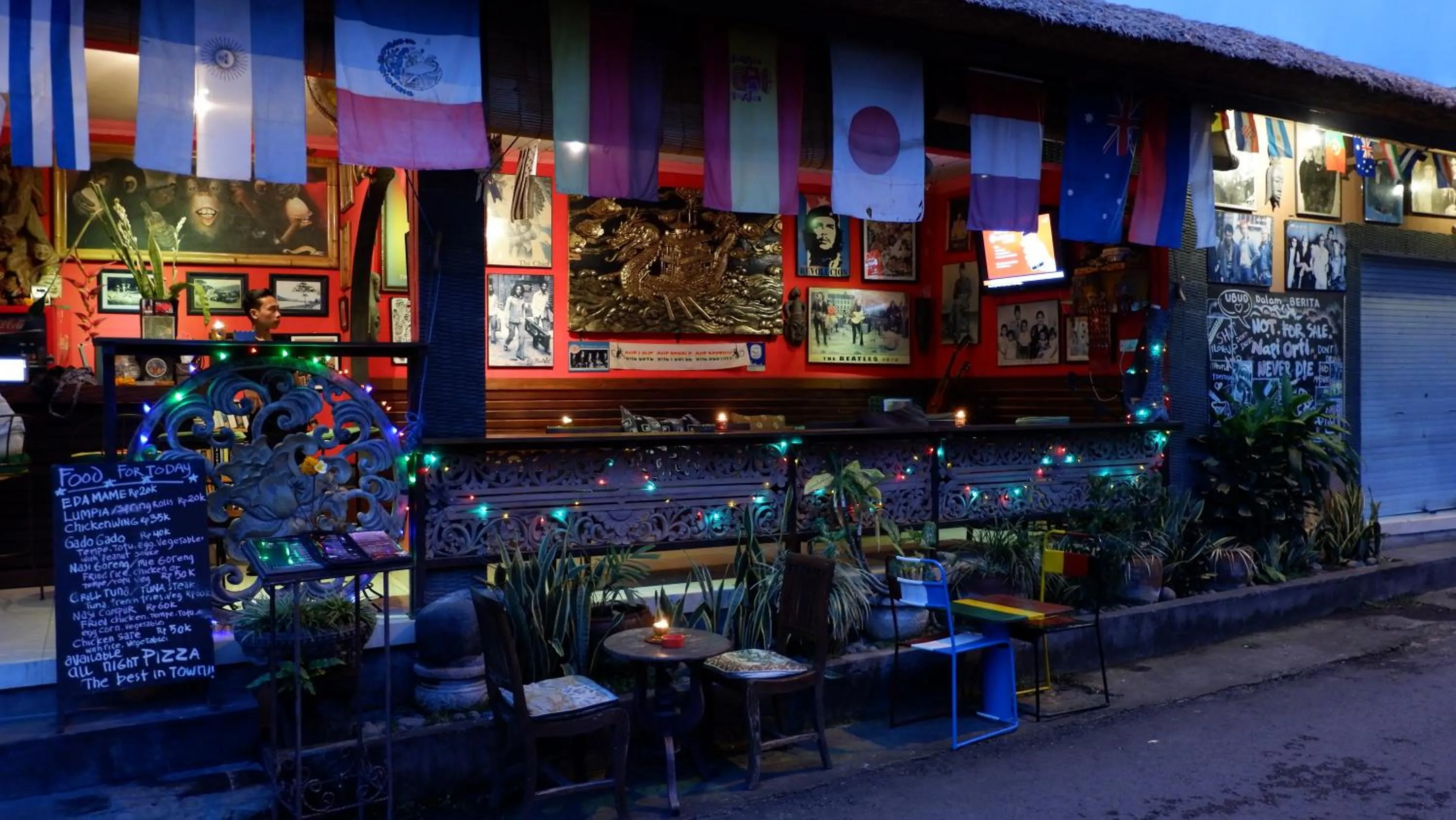 Restaurant/places to eat in Hai Homestay