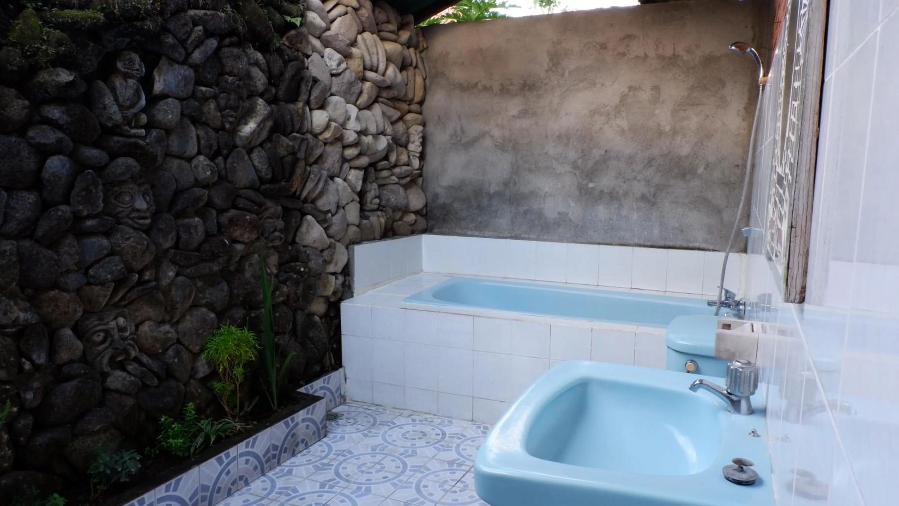 Bathroom in Hai Homestay
