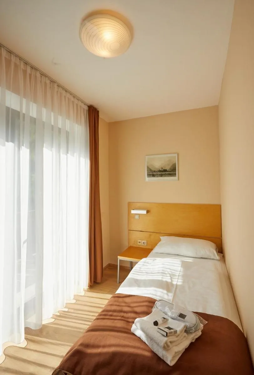 Bed in Residence AlpenHeart