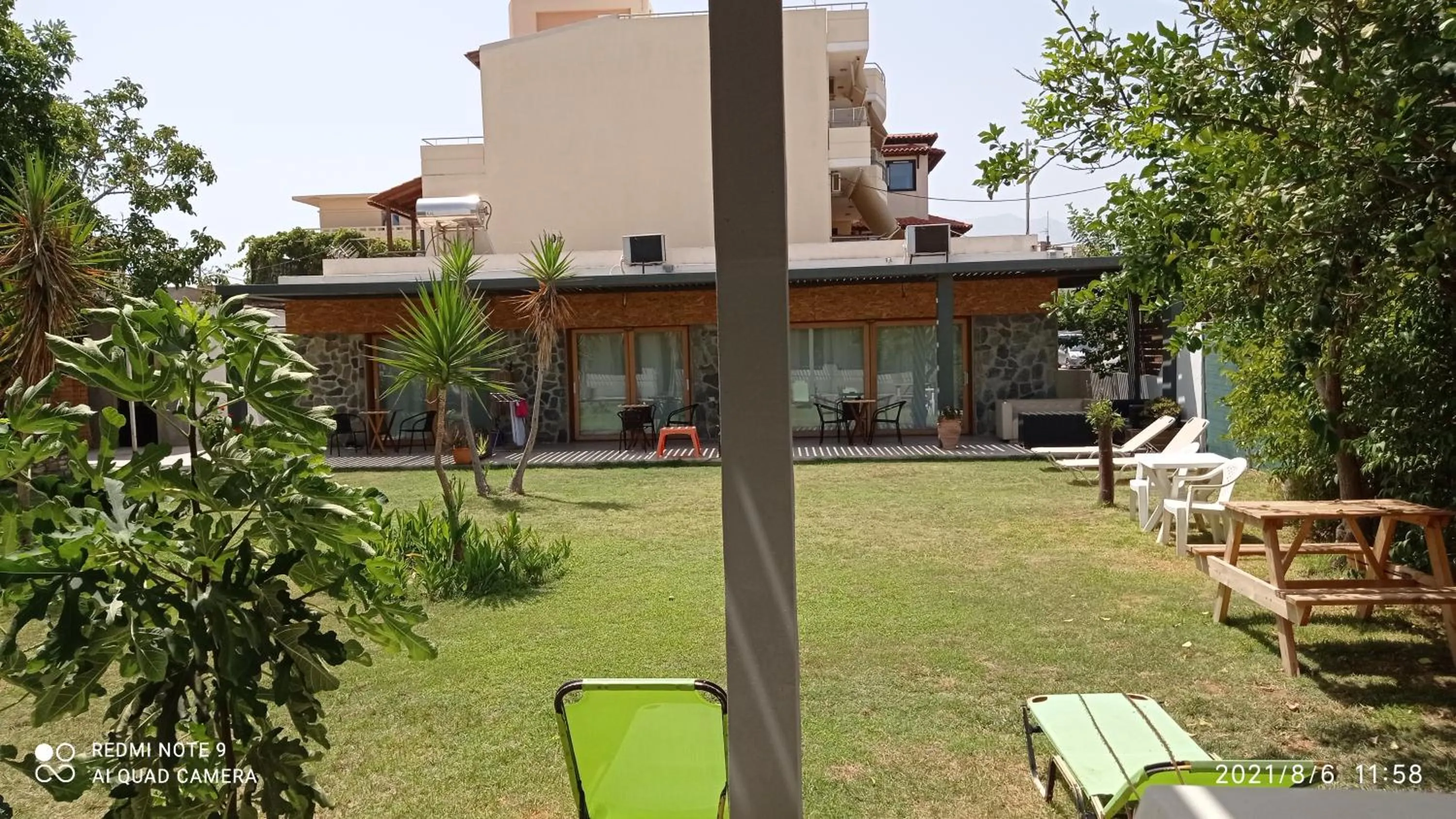 Beloni Apartments and Studios