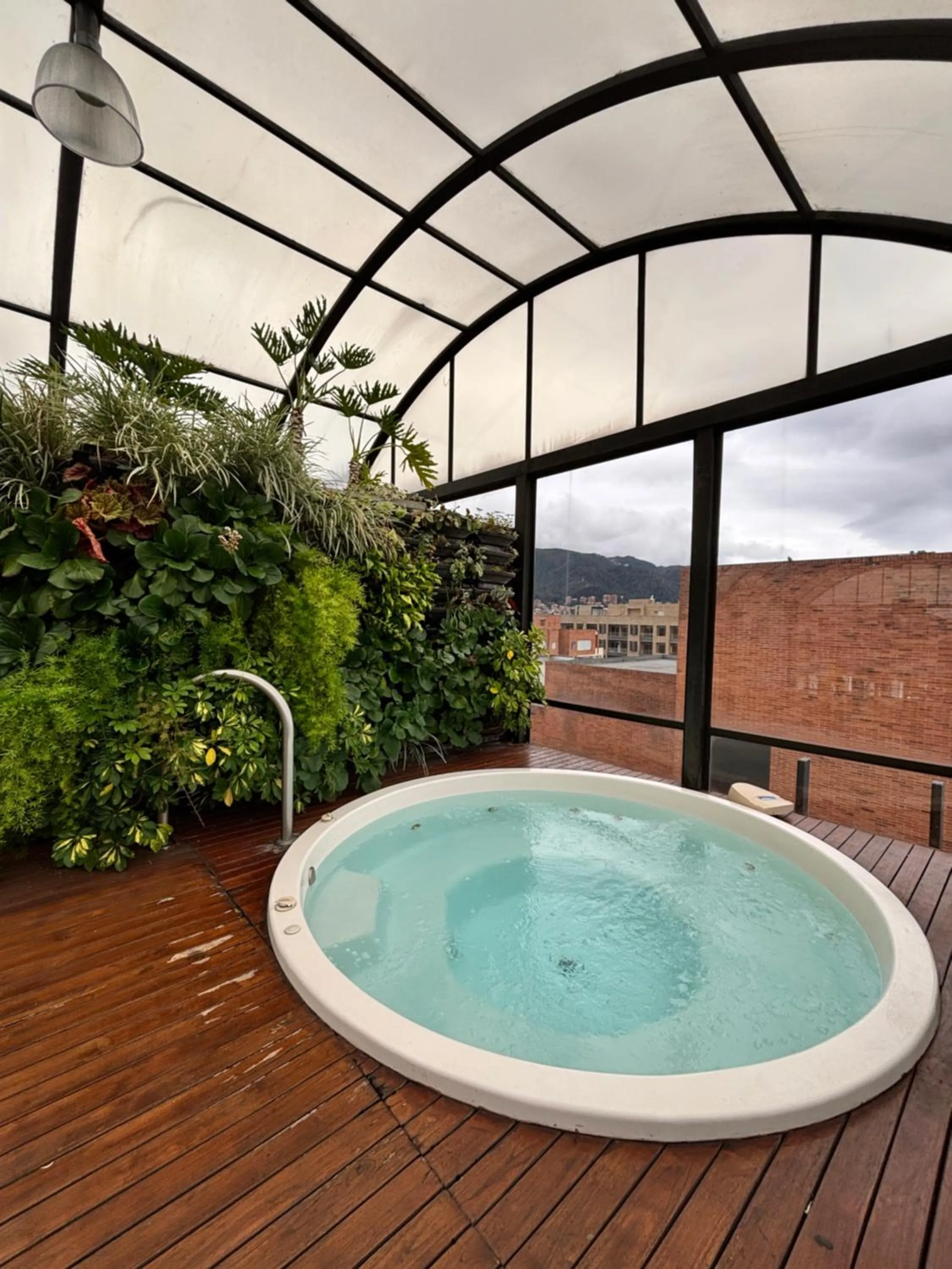 Hot Tub in Cosmos 100 Hotel & Centro de Convenciones - Hoteles Cosmos