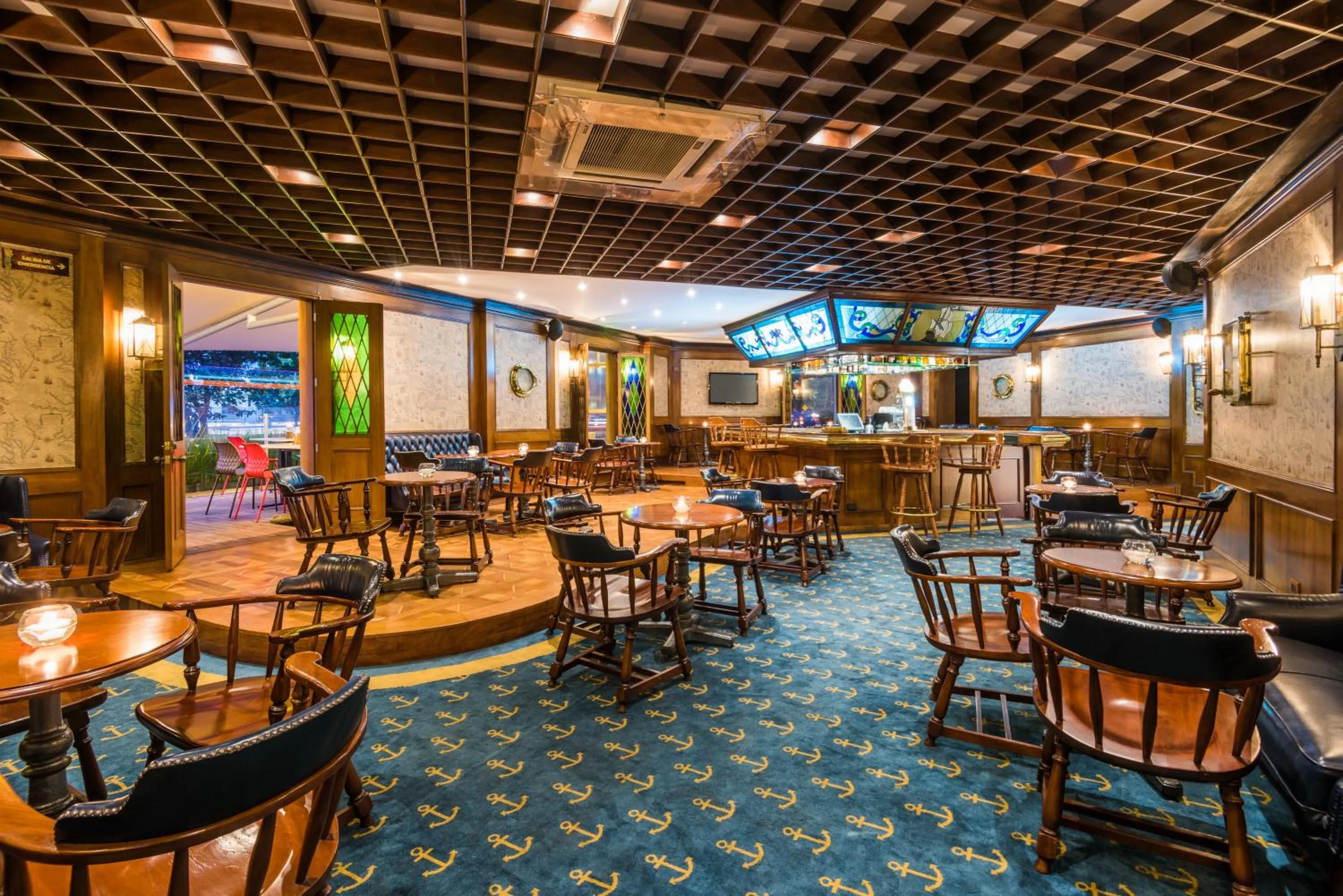 Restaurant/places to eat in Cosmos 100 Hotel & Centro de Convenciones - Hoteles Cosmos