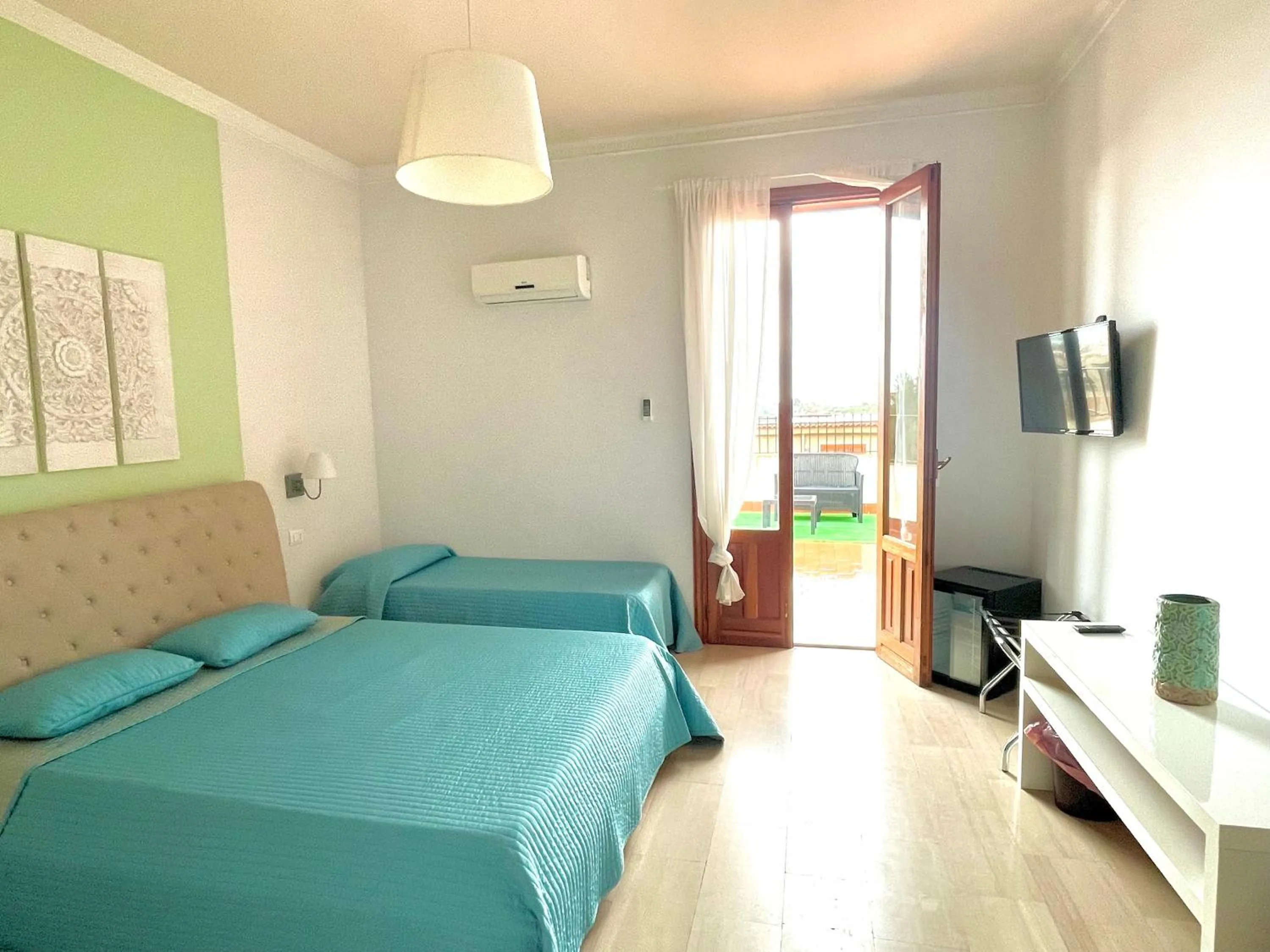 Simonetta's Rooms