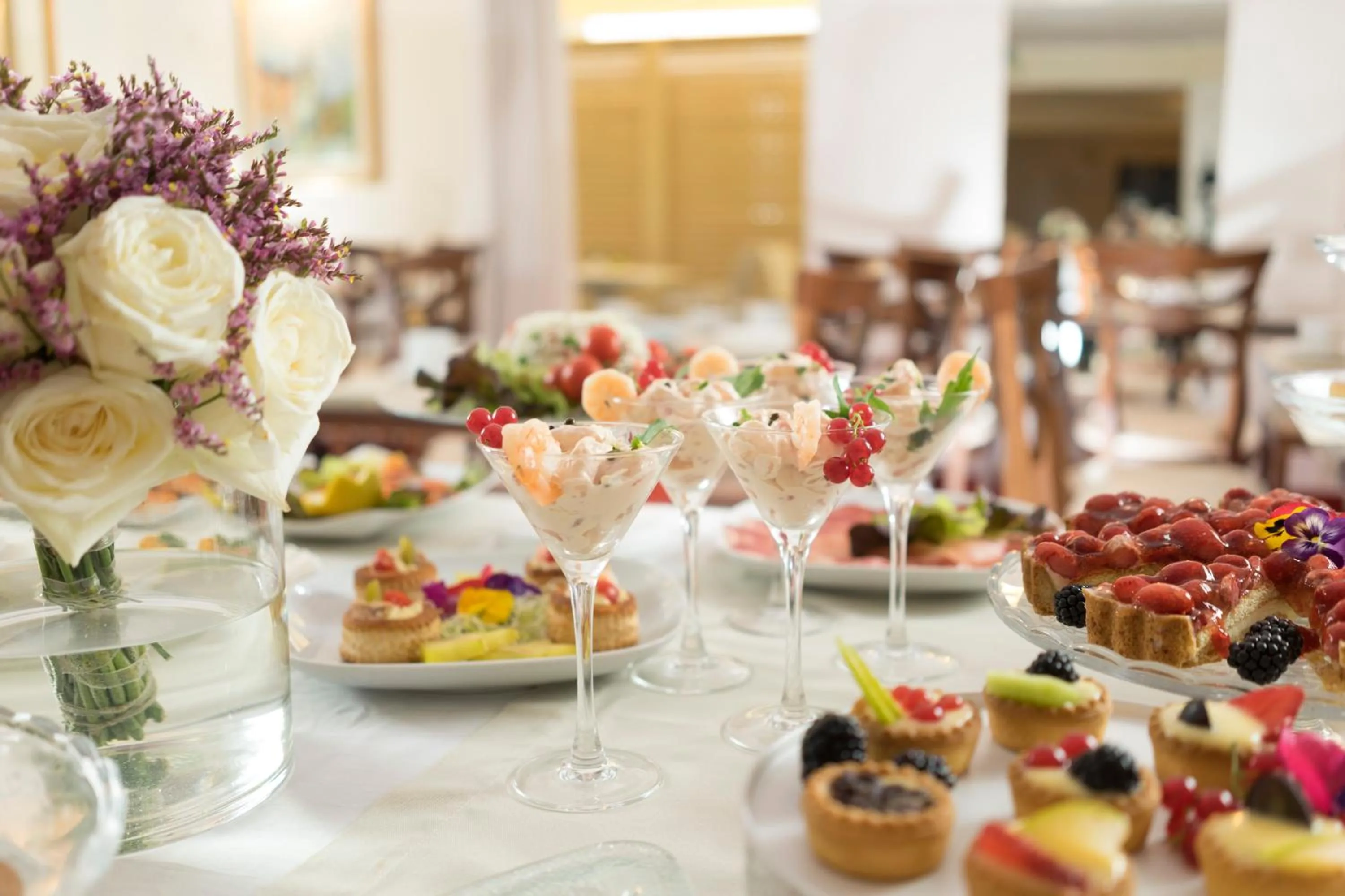 Food in Hotel Apollo