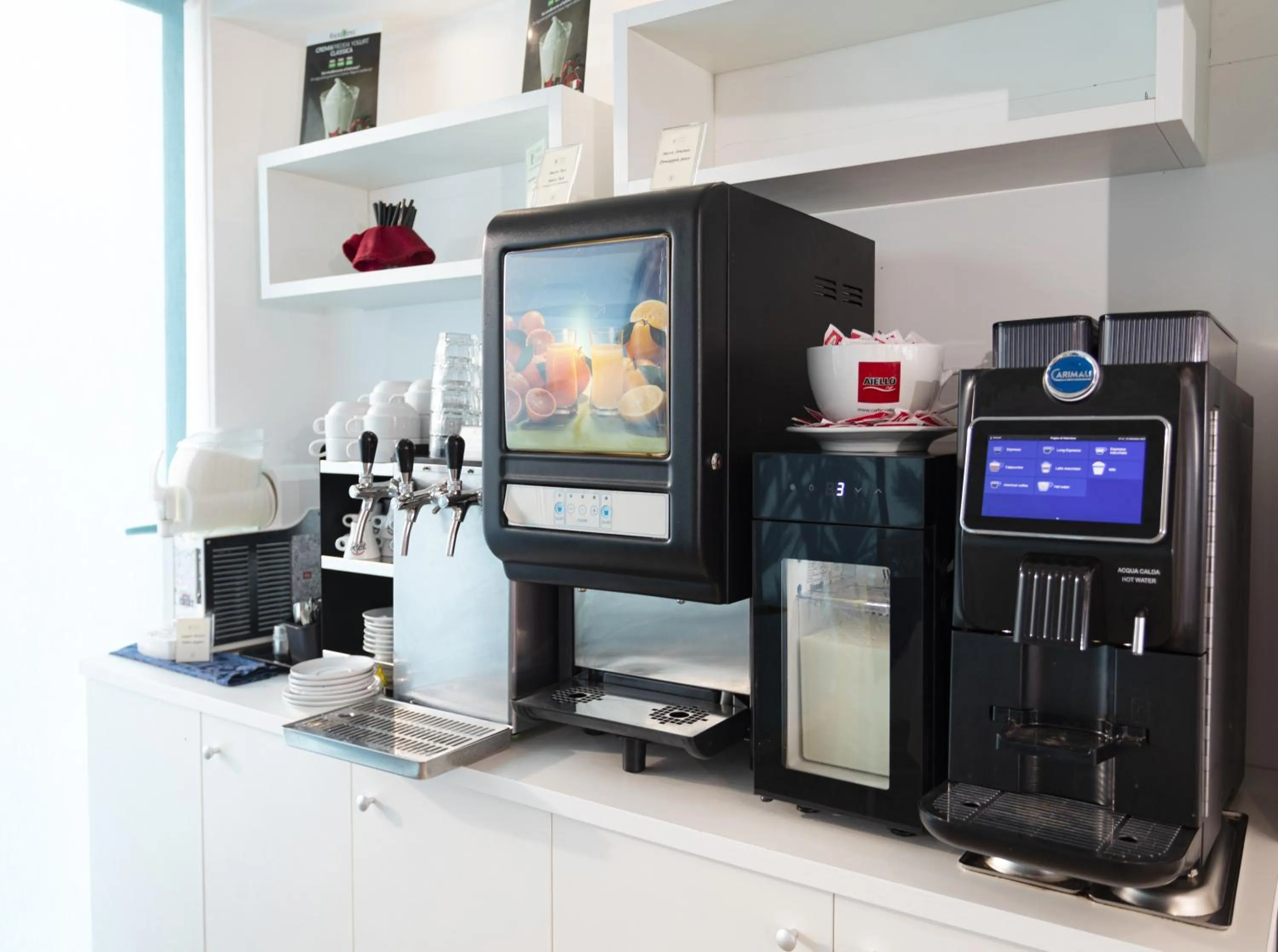 Coffee/tea facilities in Park Oasi Resort