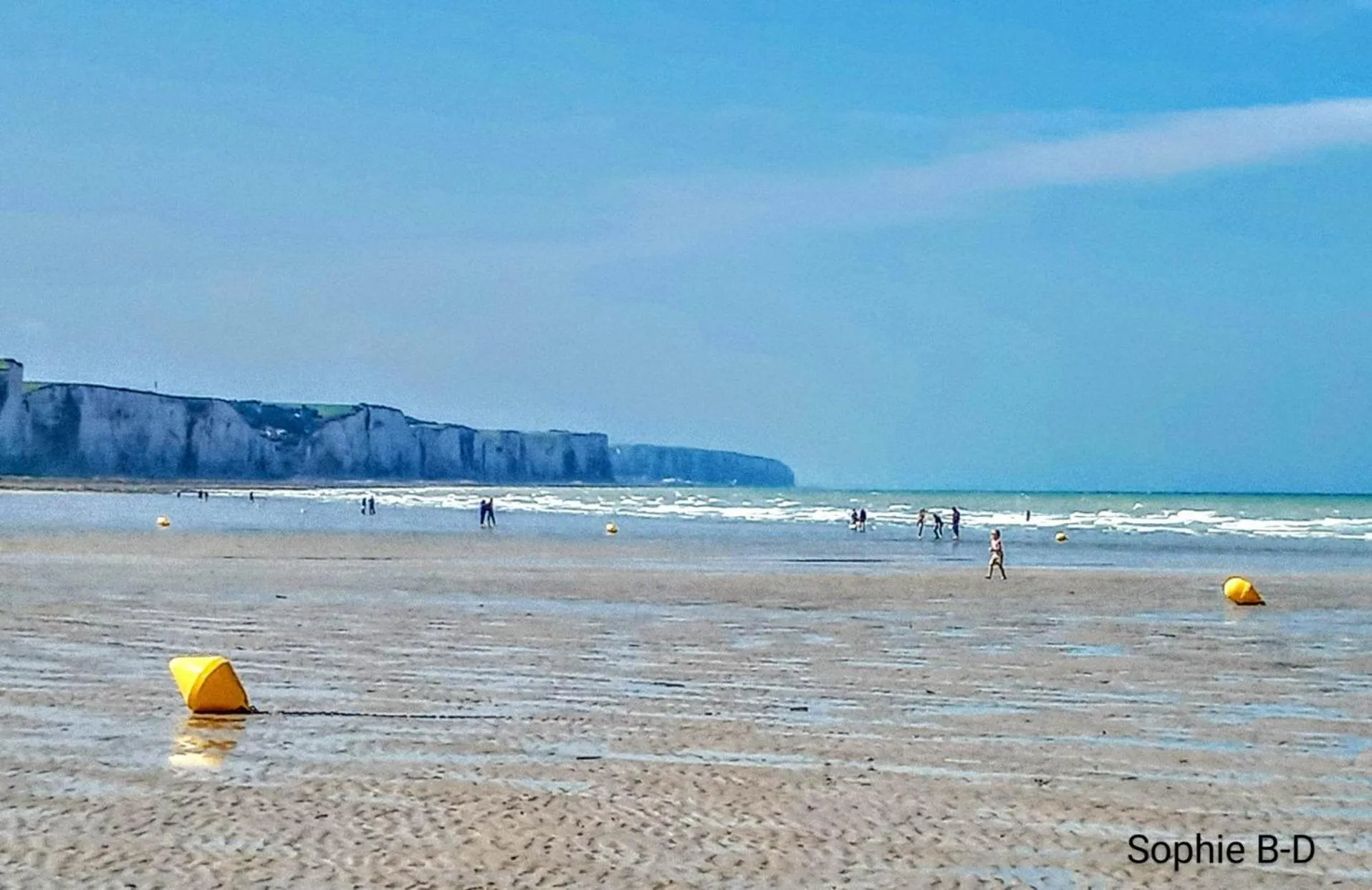 Beach in Maison d'hôtes "At'Home"
