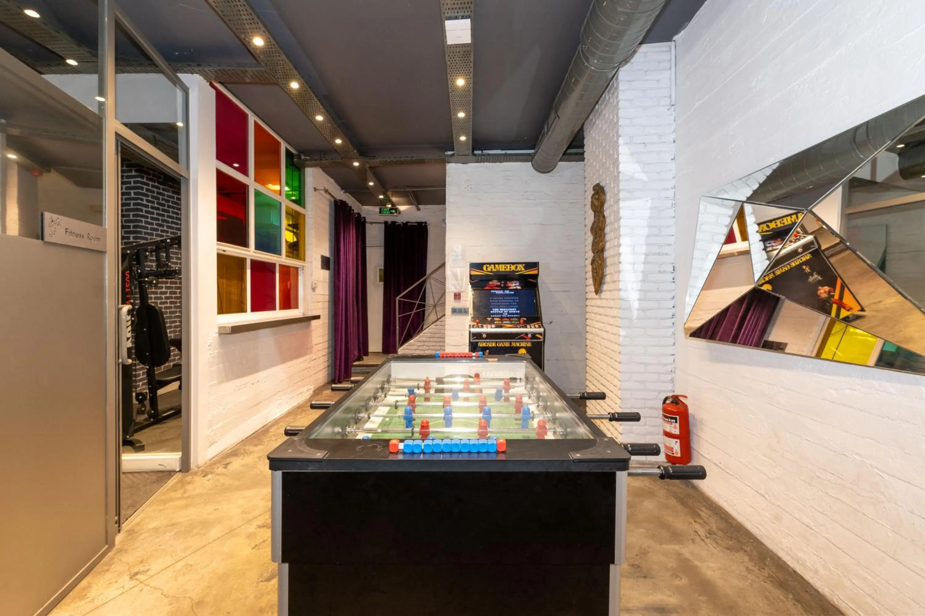 Game Room in Tulip City Hotel & Spa