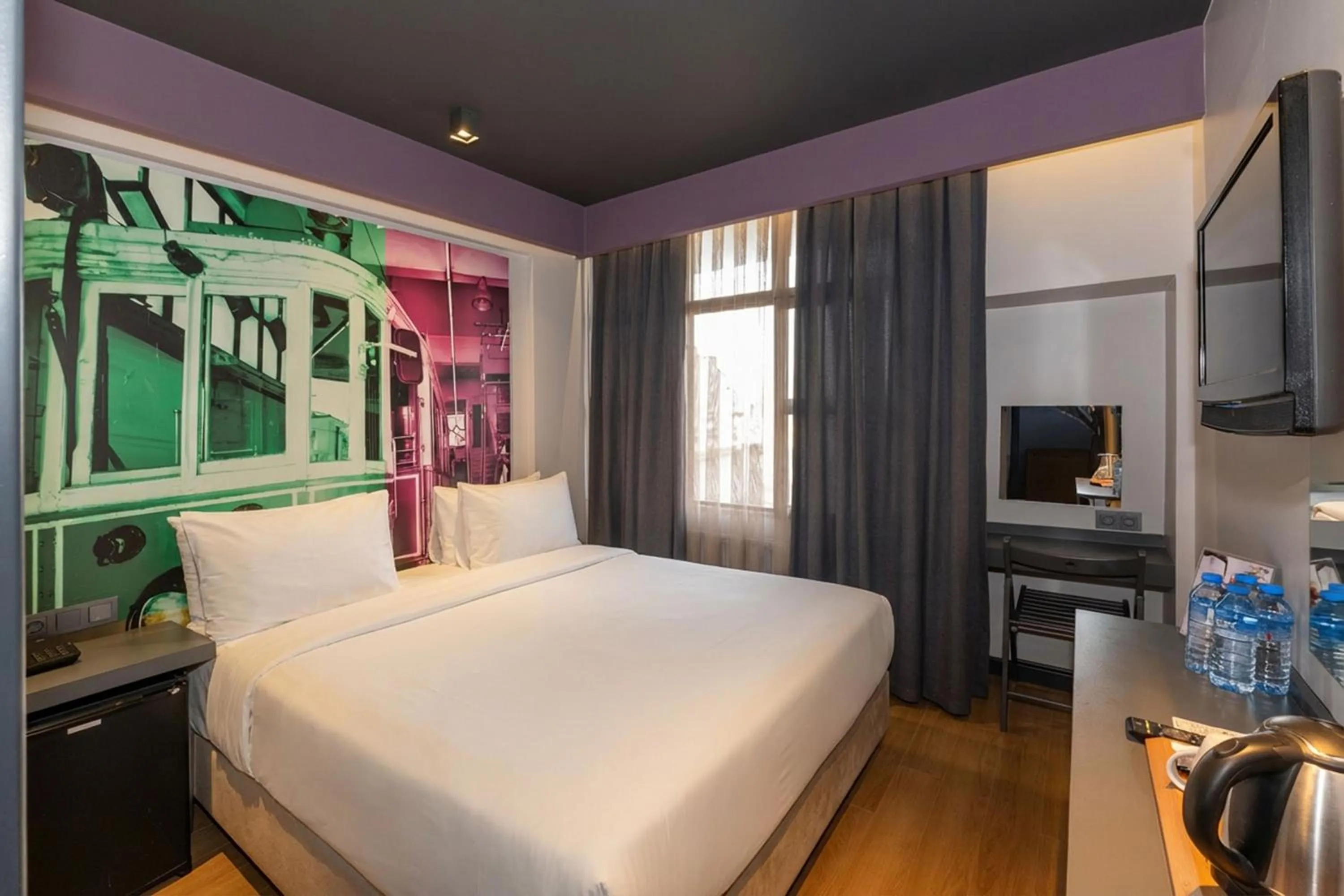 Photo of the whole room, Bed in Tulip City Hotel & Spa